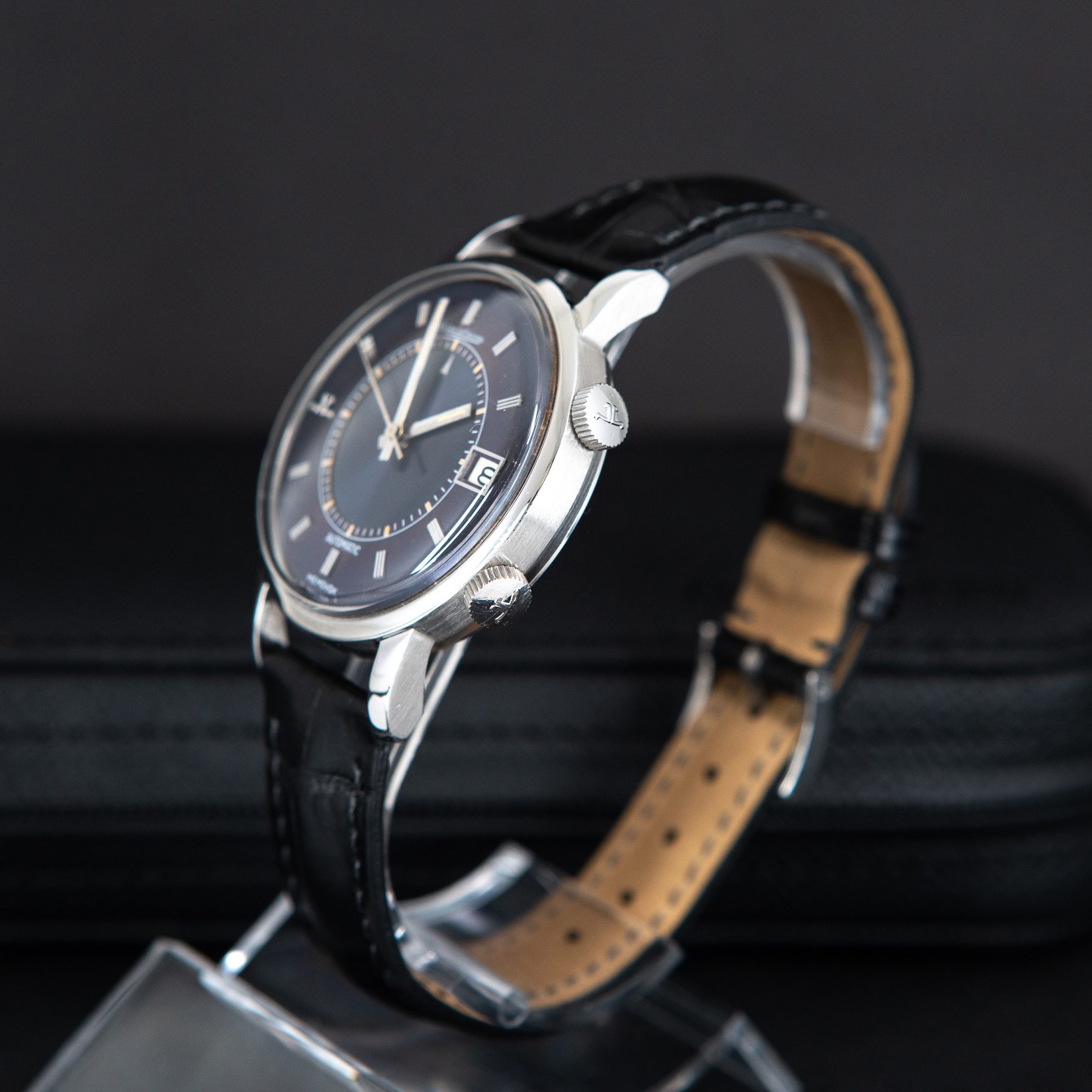 Jaeger-LeCoultre_Memovox_875_1972-10.jpg