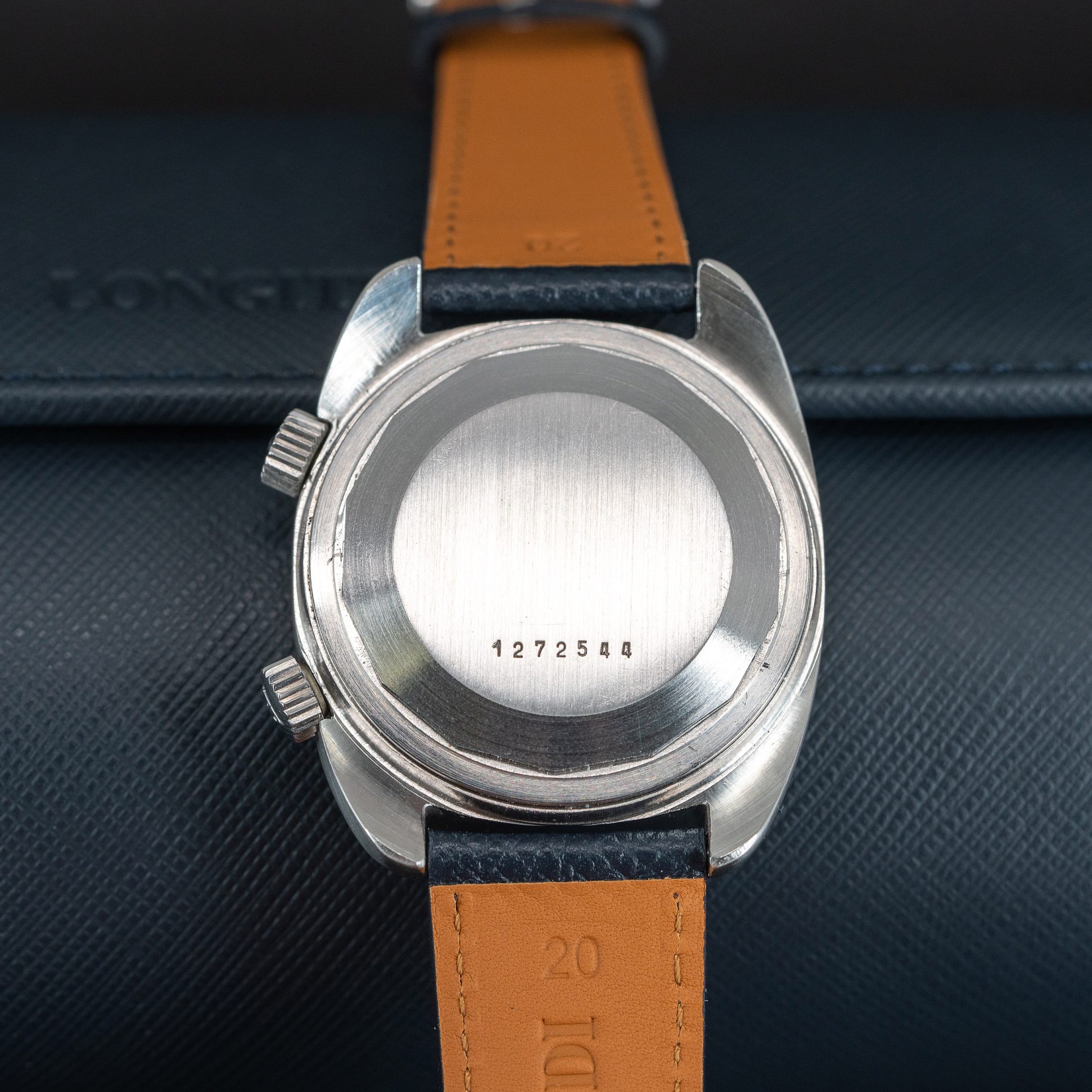 Jaeger_LeCoultre_Memovox_E872-6.jpg