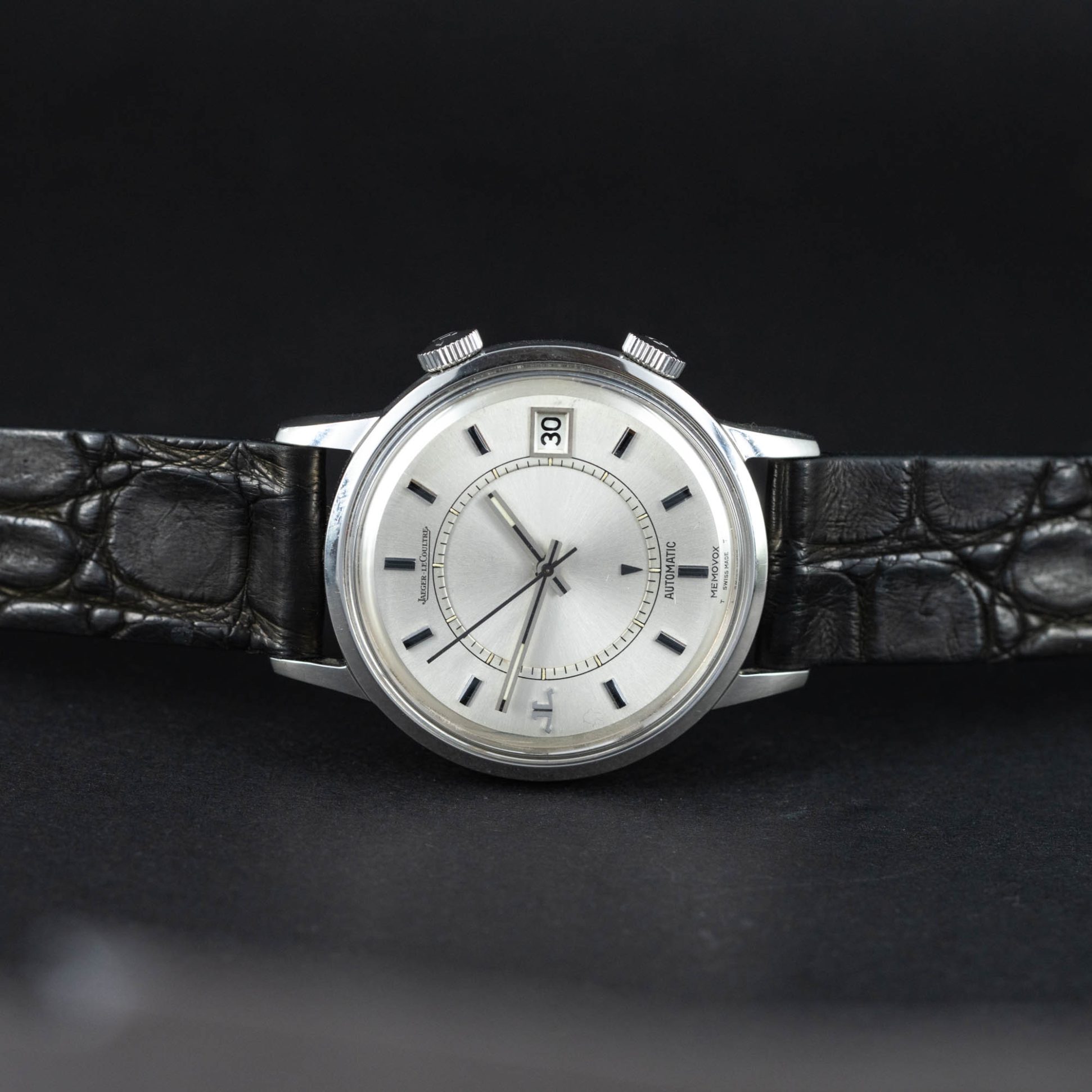 Jaeger_LeCoultre_Memovox_E875-4.jpg