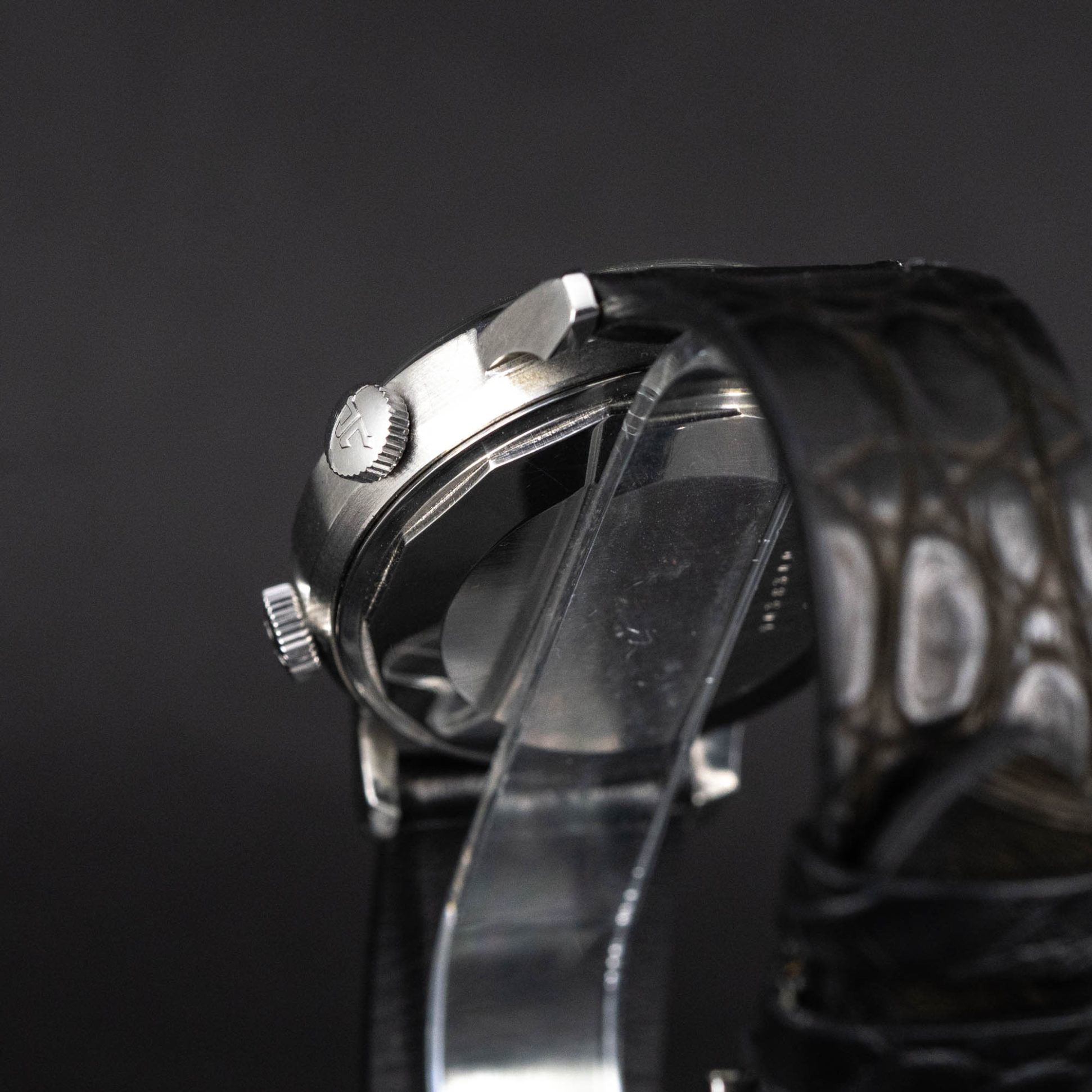 Jaeger_LeCoultre_Memovox_E875-8.jpg