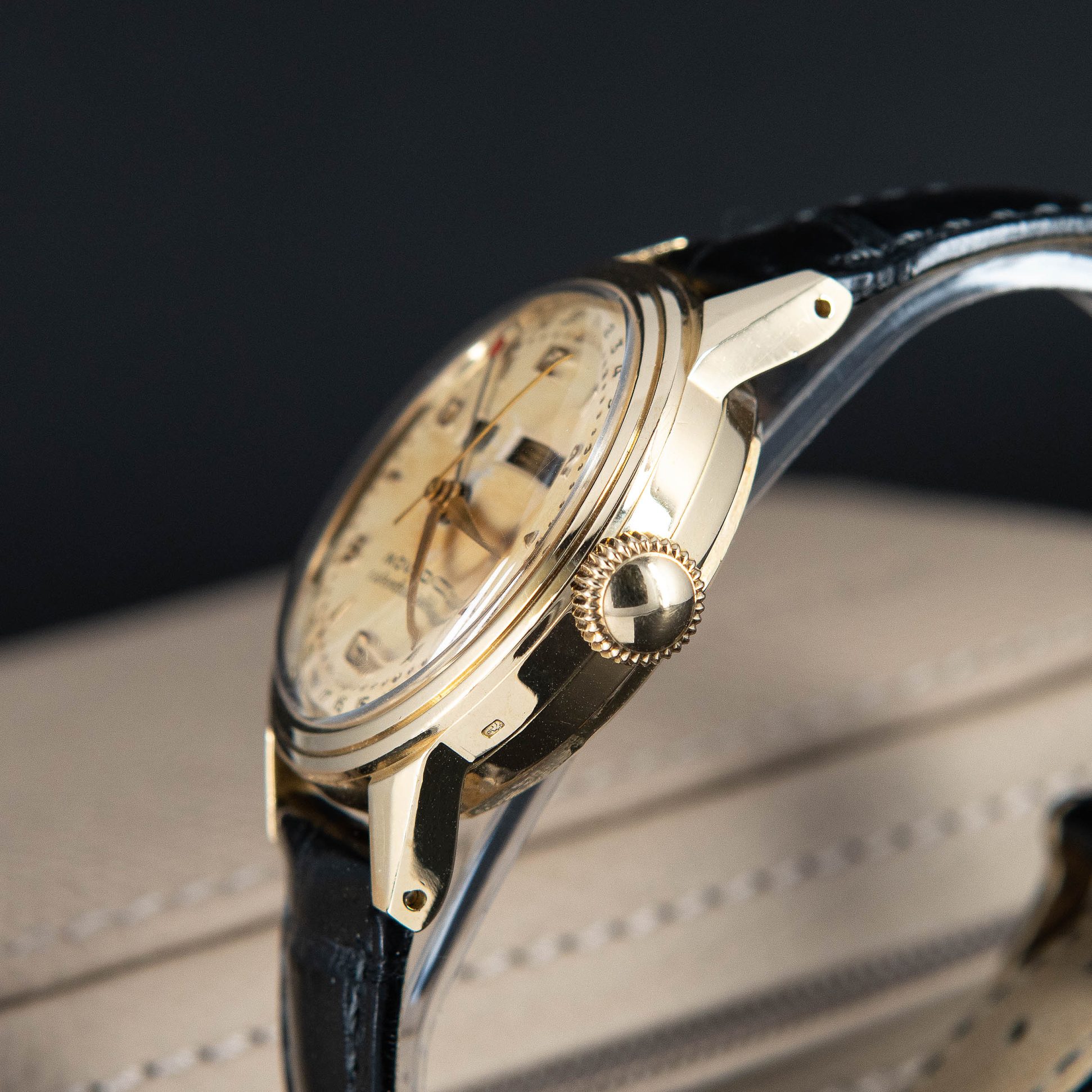 Movado_Calendomatic_2288_1952-5.jpg