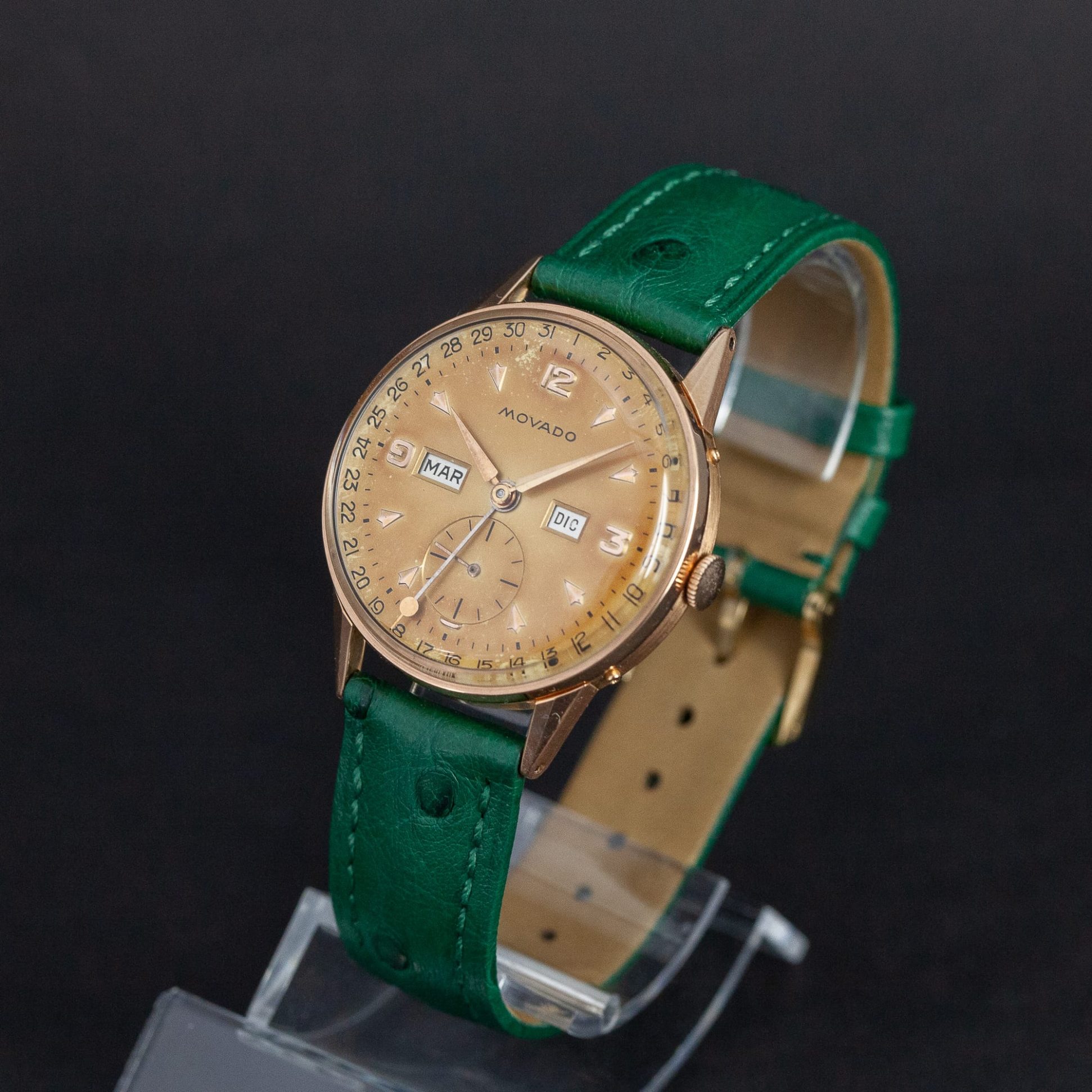 Movado_triple_date_18k-5.jpg