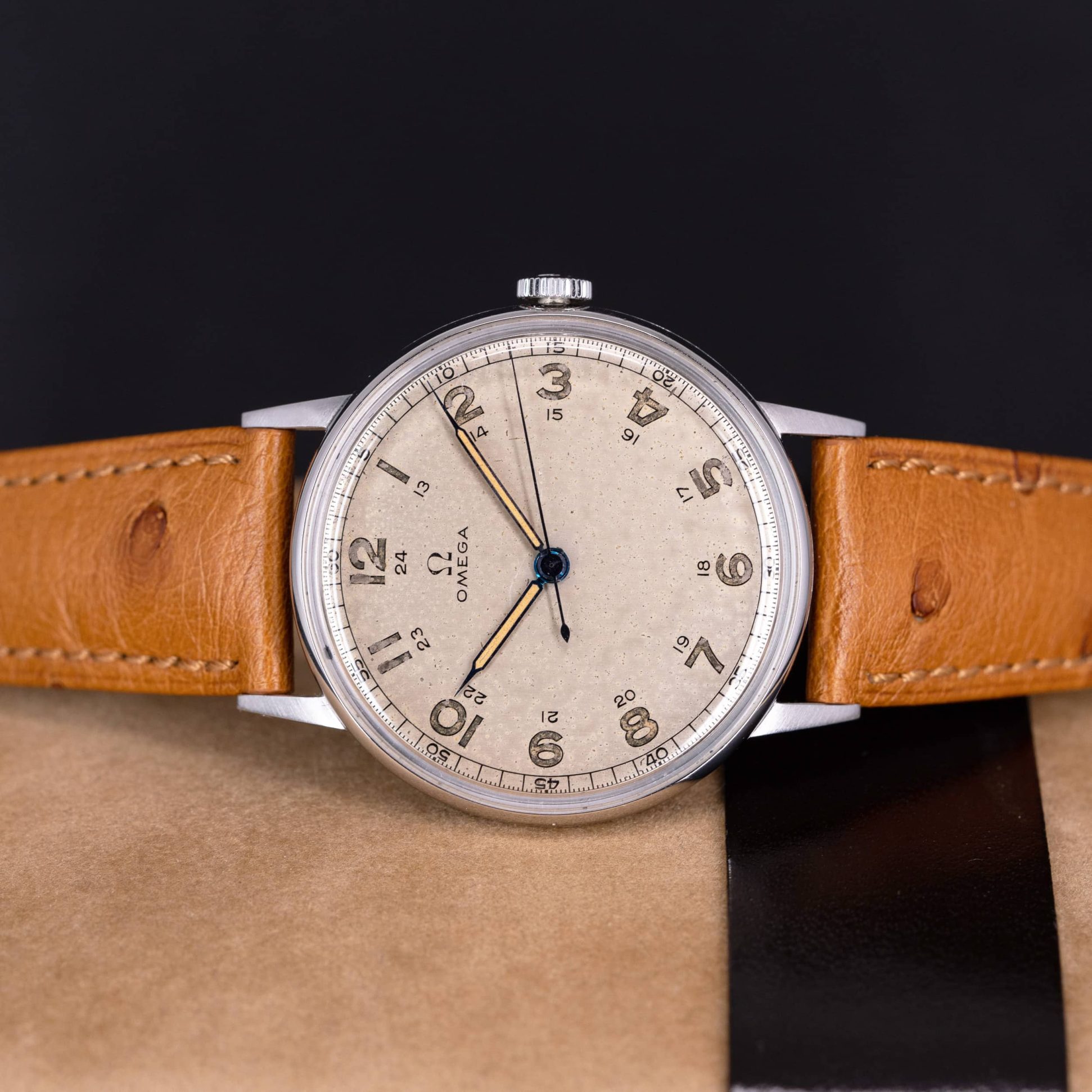 Omega-CK2325-1943-3.jpg
