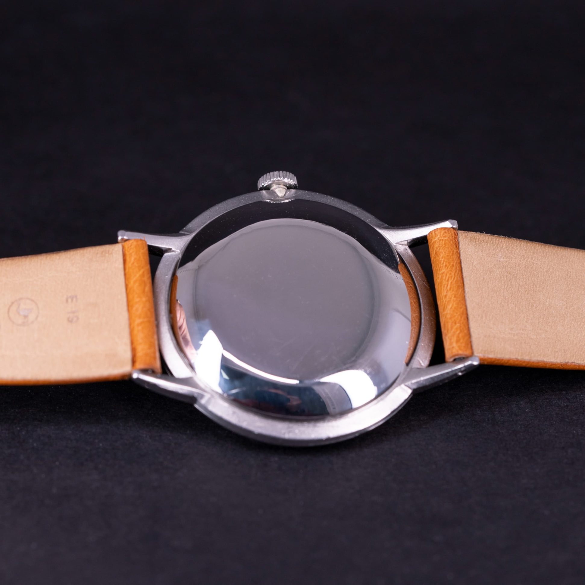 Omega-CK2325-1943-4.jpg