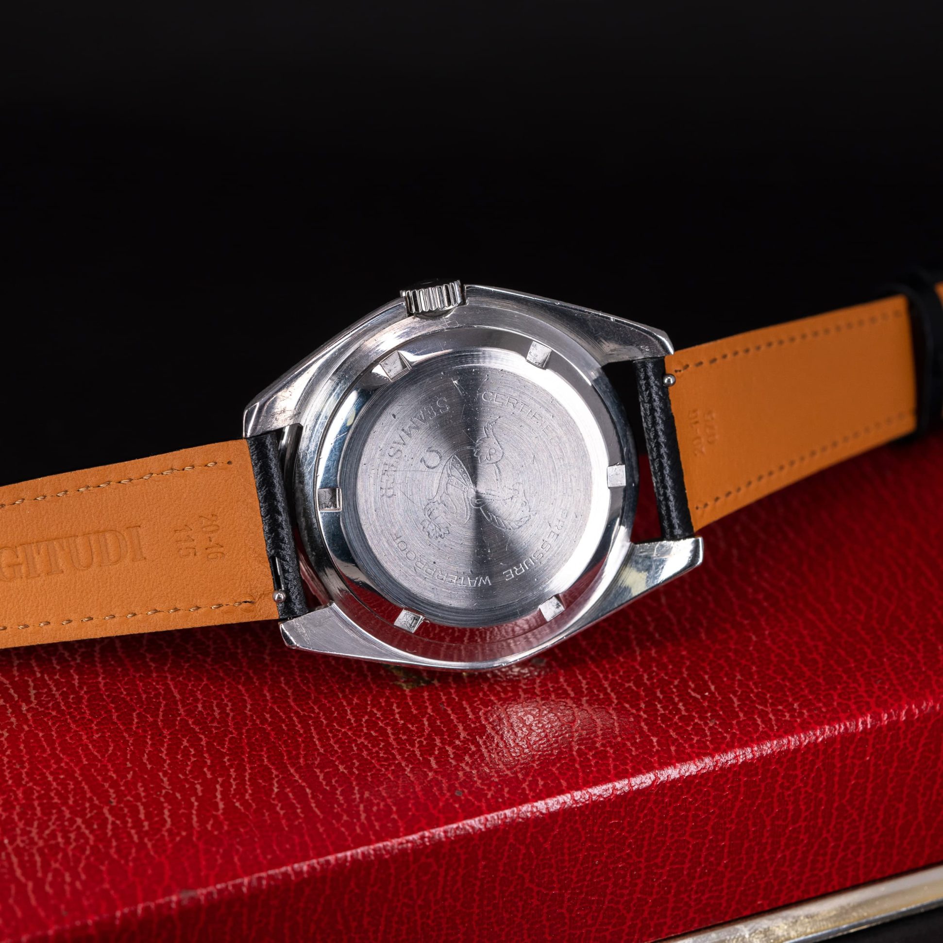 Omega-Seamaster-300_165.024_1966-5