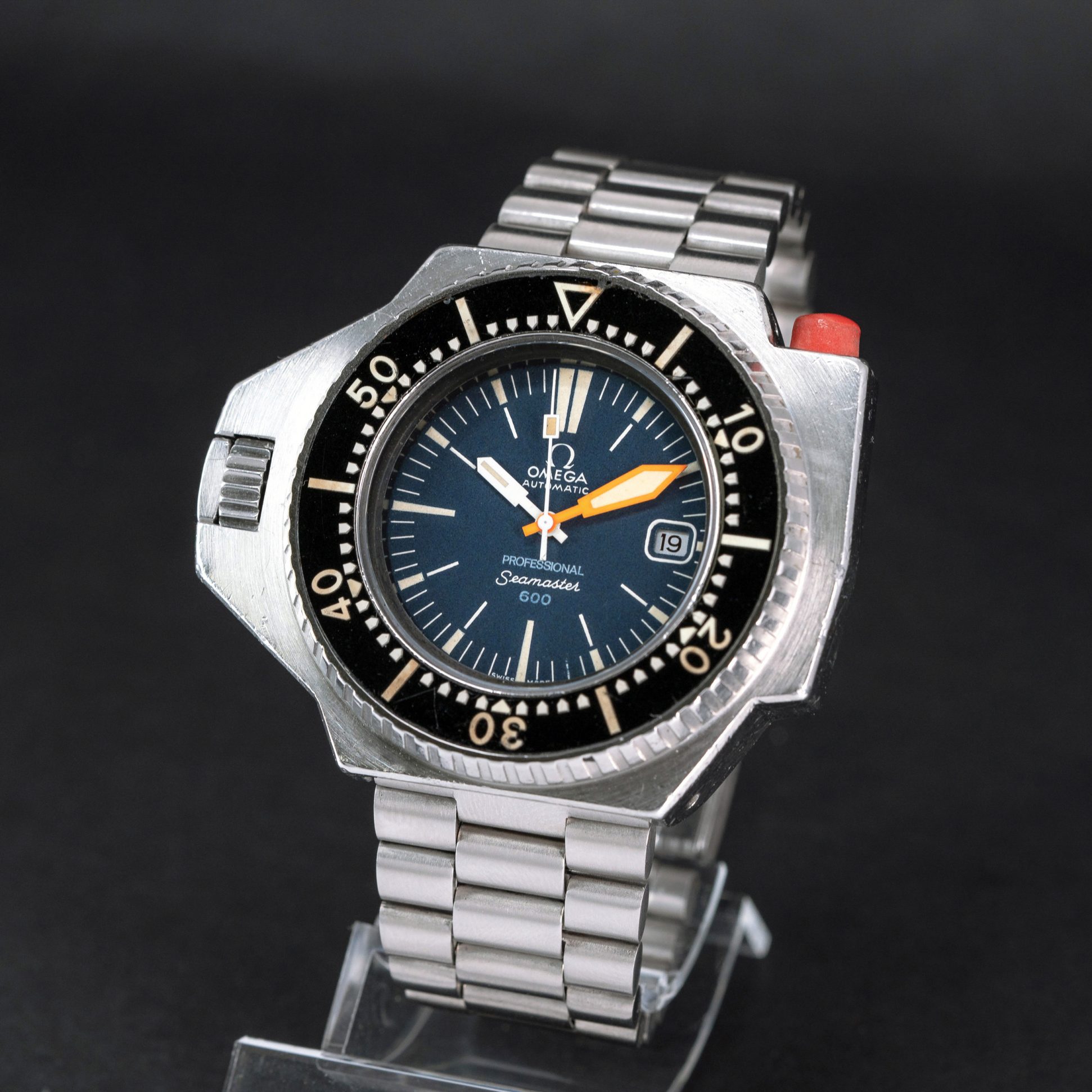 Omega-Seamaster-600-Plo-Prof-1971-3.jpg