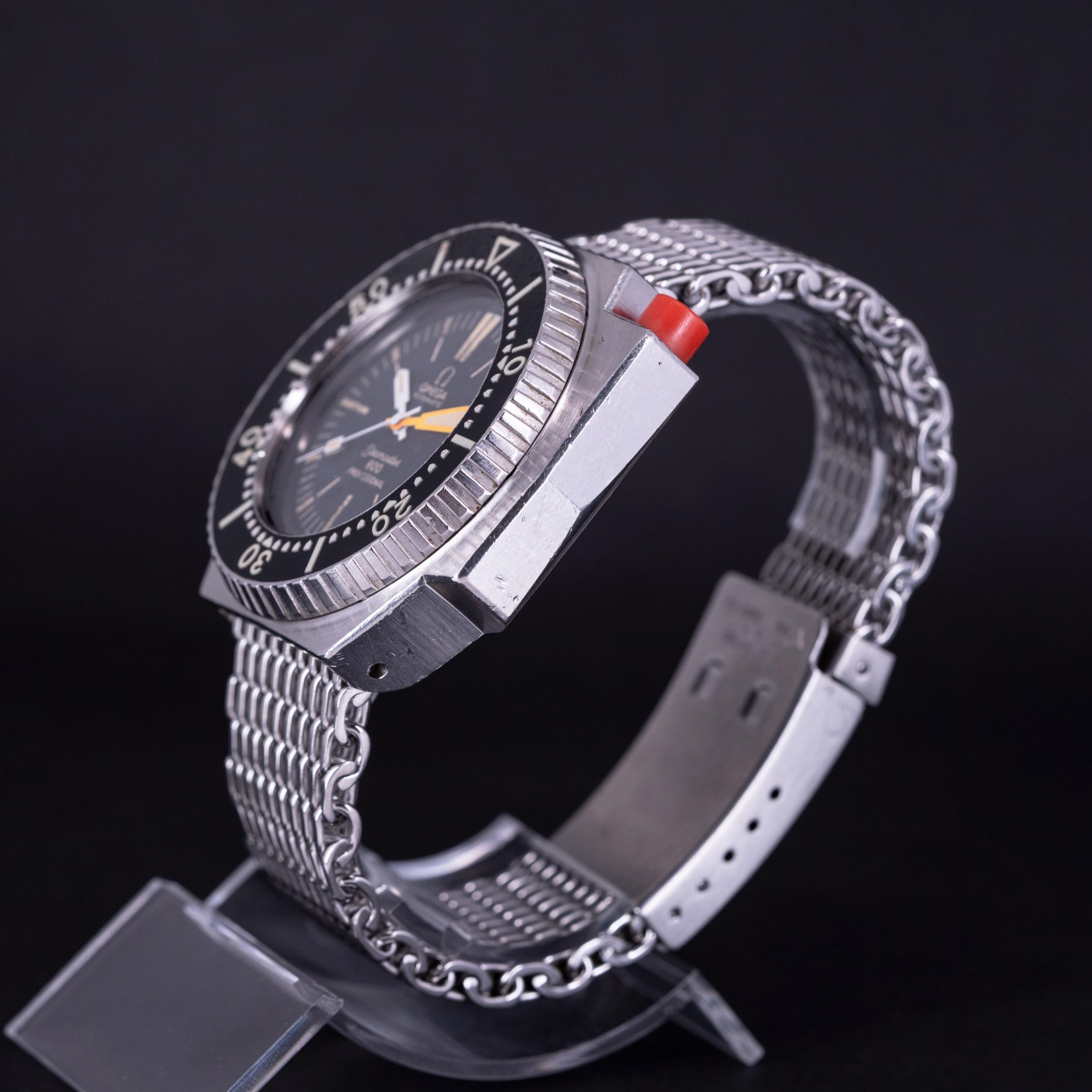 Omega-Seamaster-Plo-Prof-600_1972-Extract-3