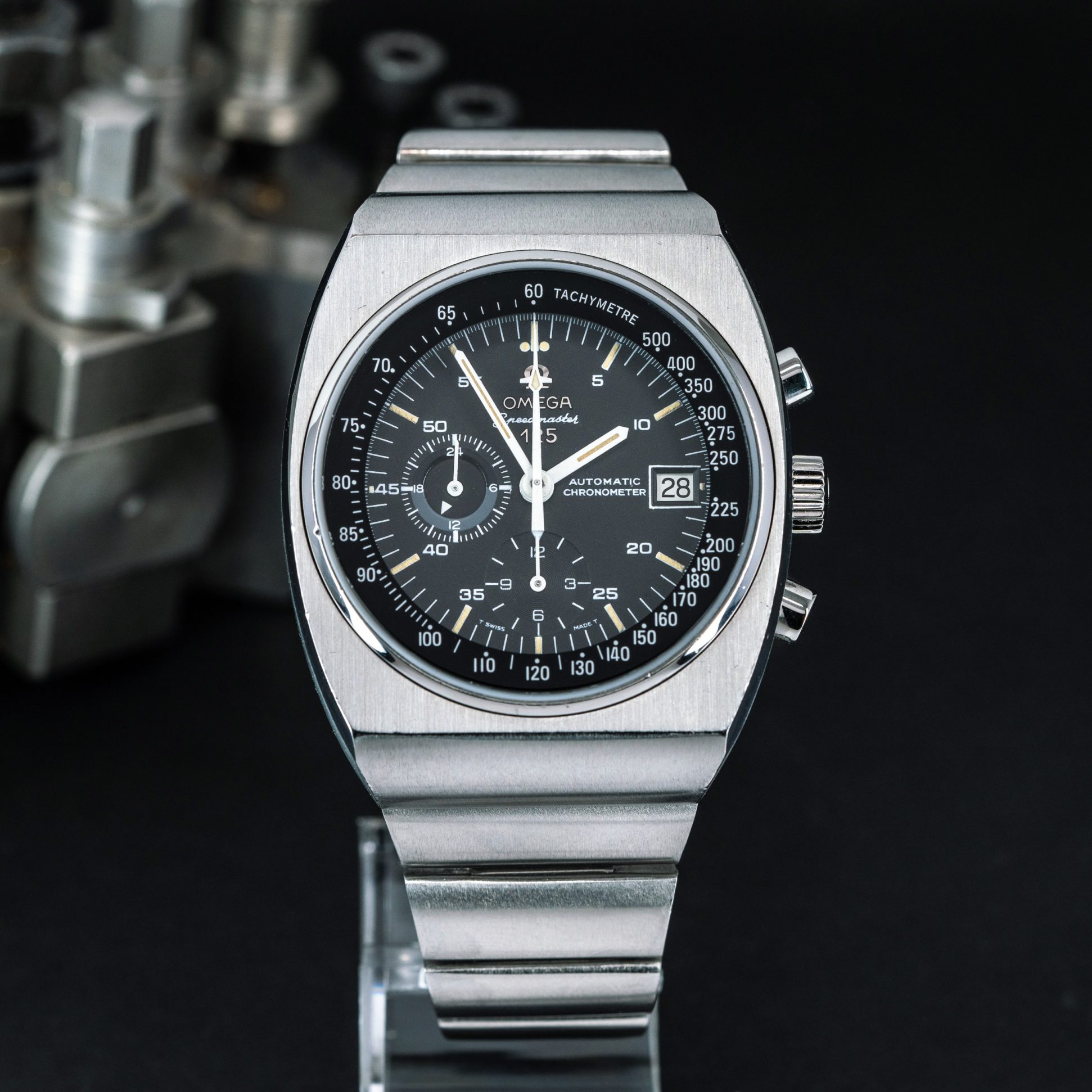 Omega-Speedmaster-125-1975-7.jpg