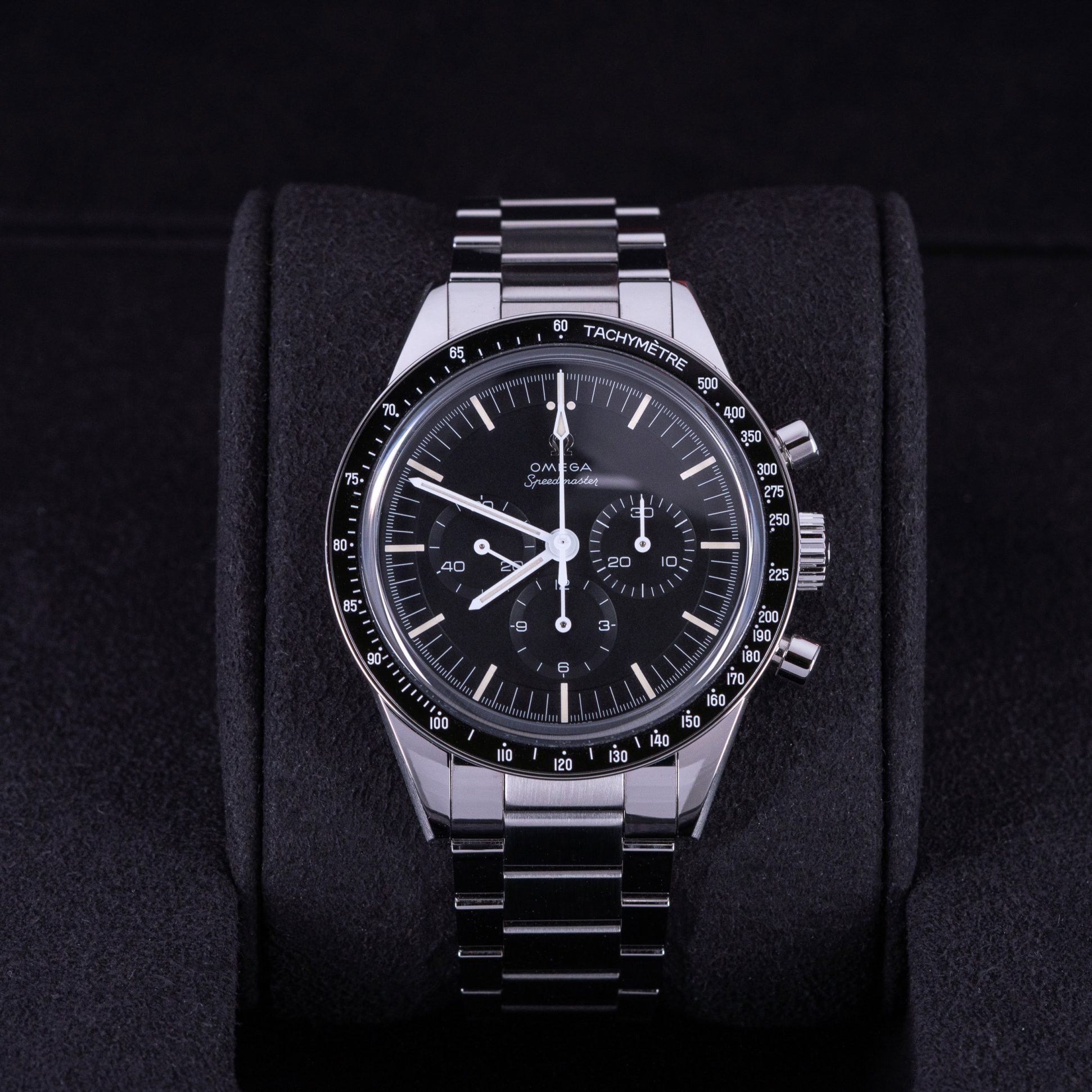 Omega-Speedmaster-Ed-White-2022-2