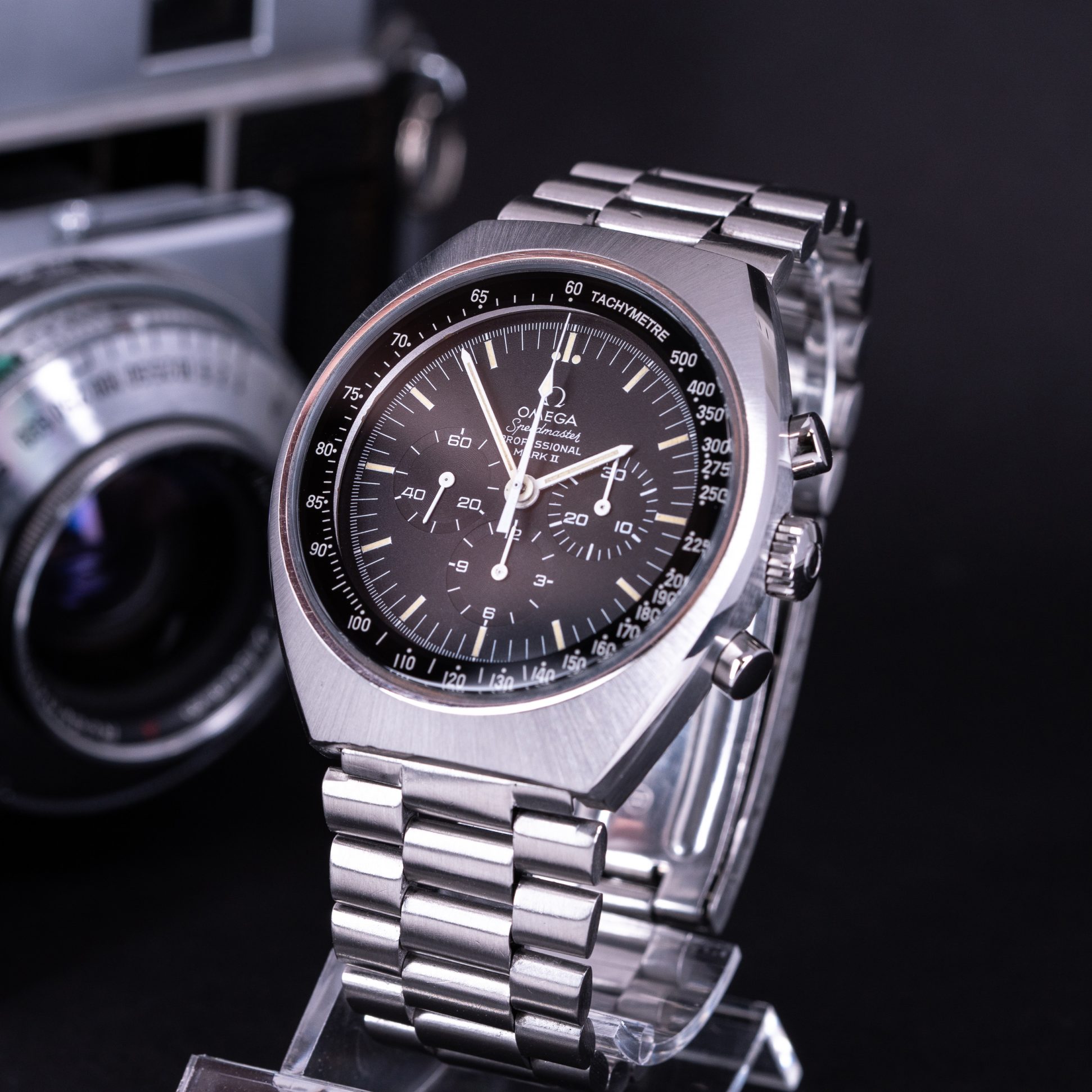 Omega-Speedmaster-Professional-MKII-4.jpg