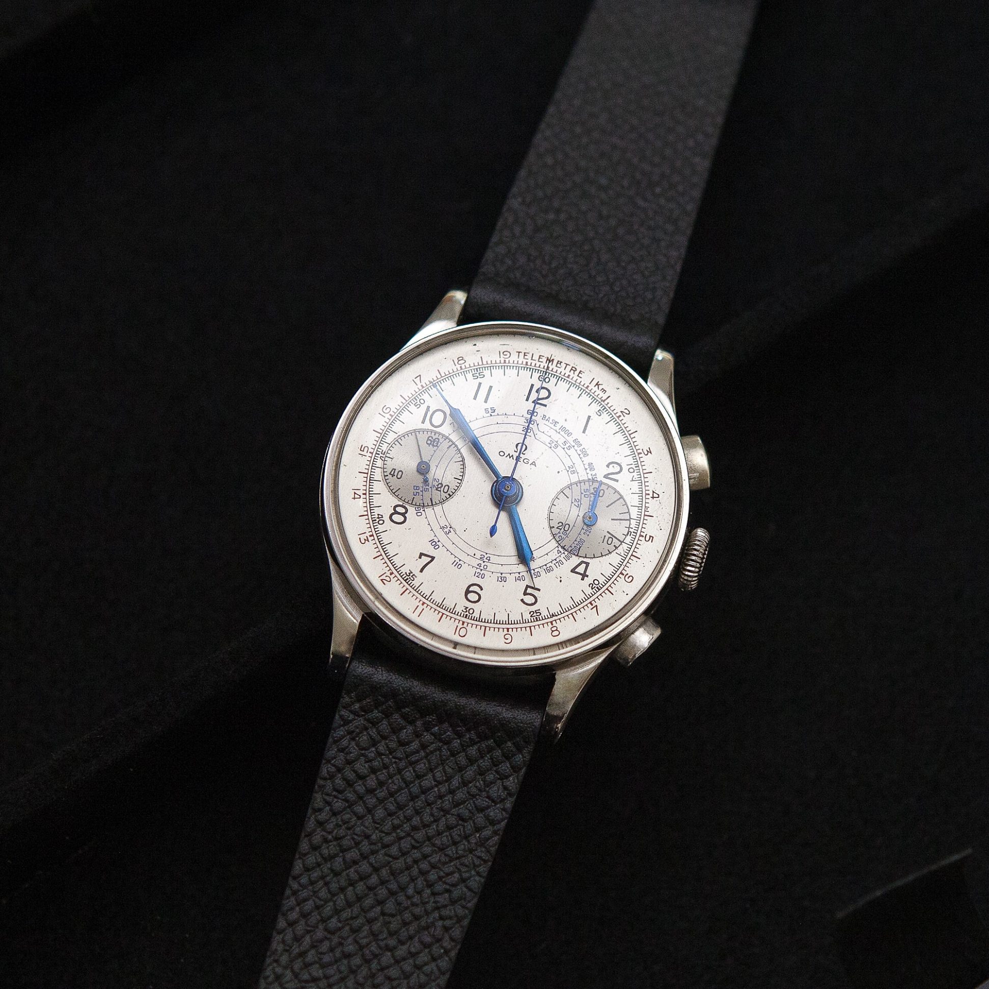 Omega_CK2092-4.jpg