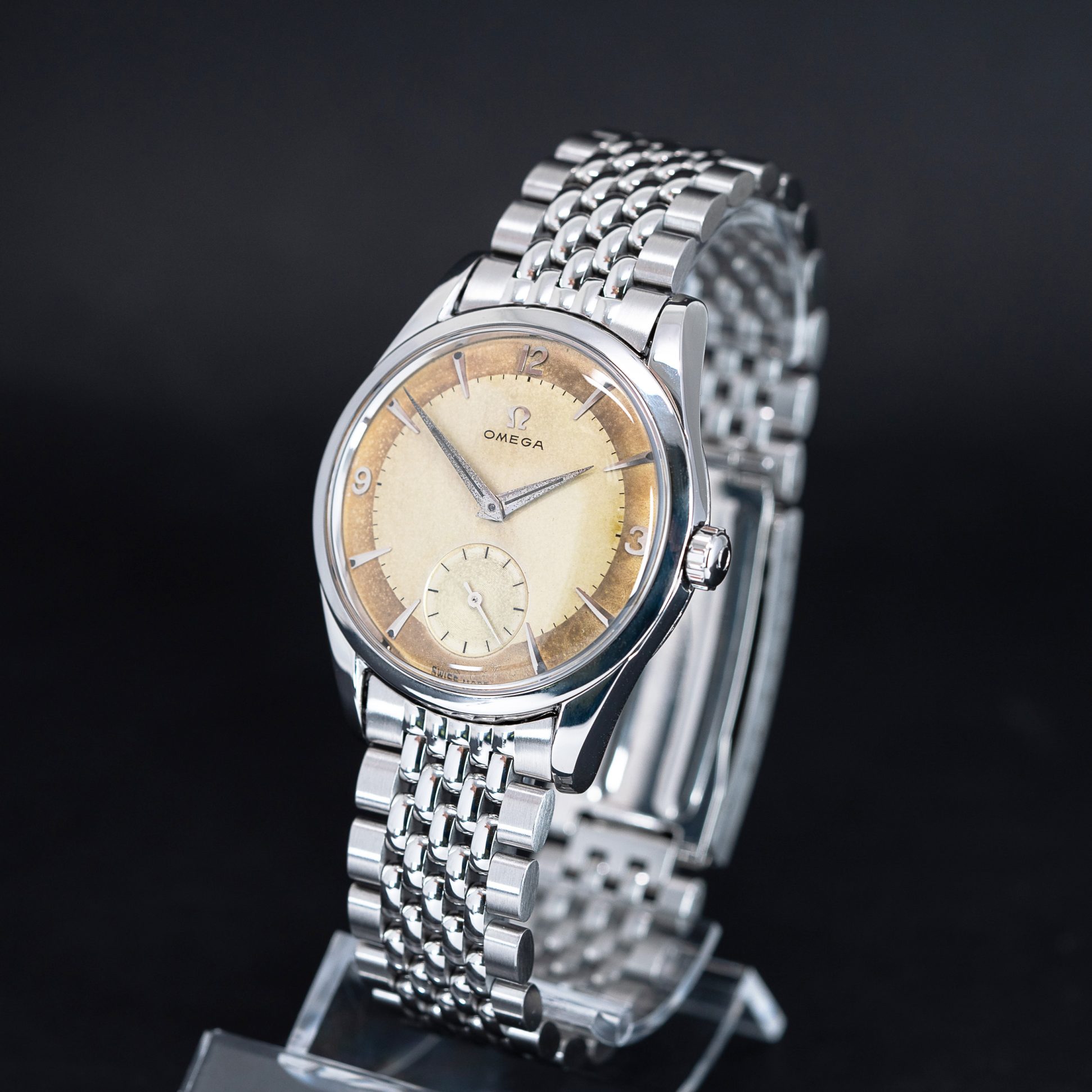 Omega_CK2937_1956-2