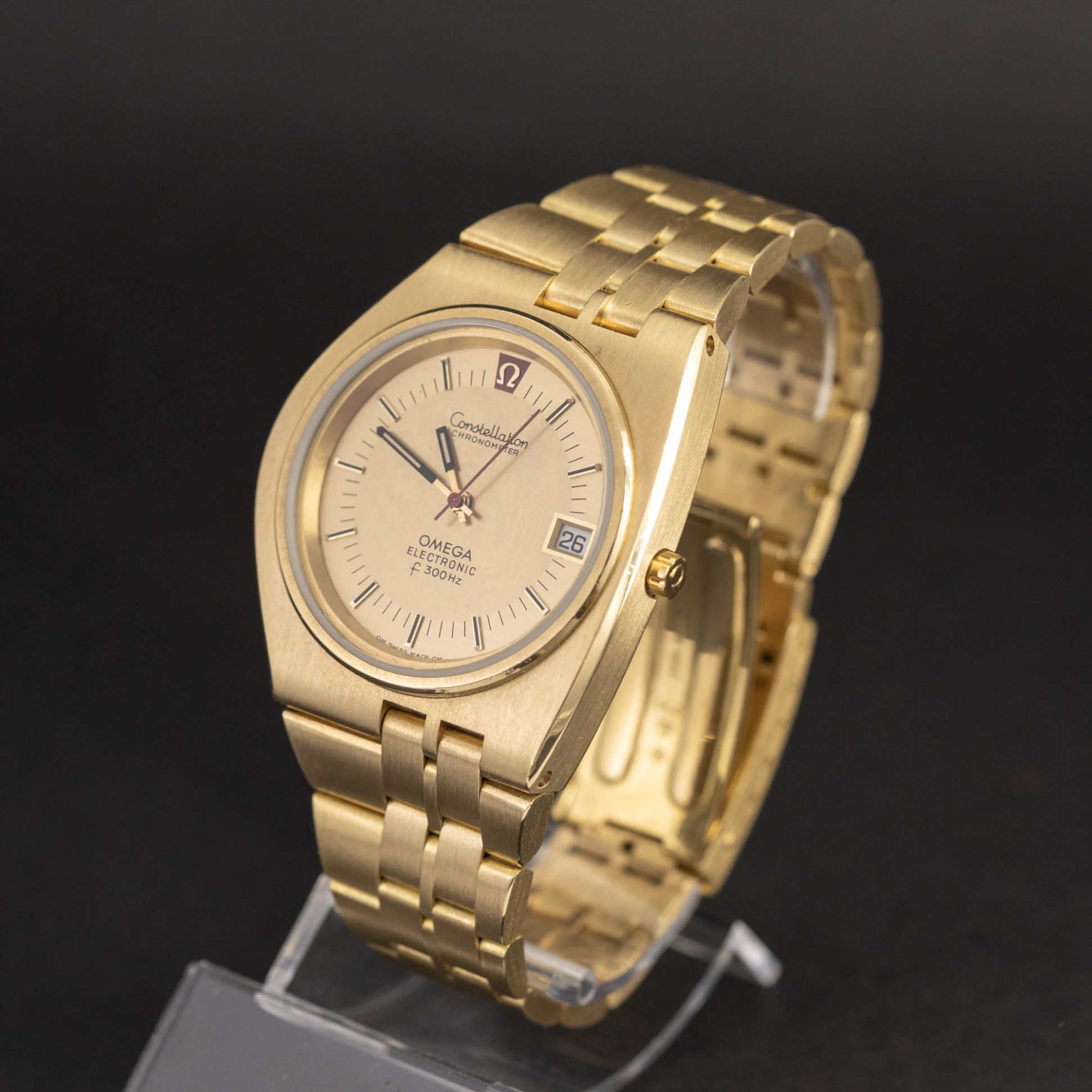 Omega_Constellation_18k_f300-7.jpg