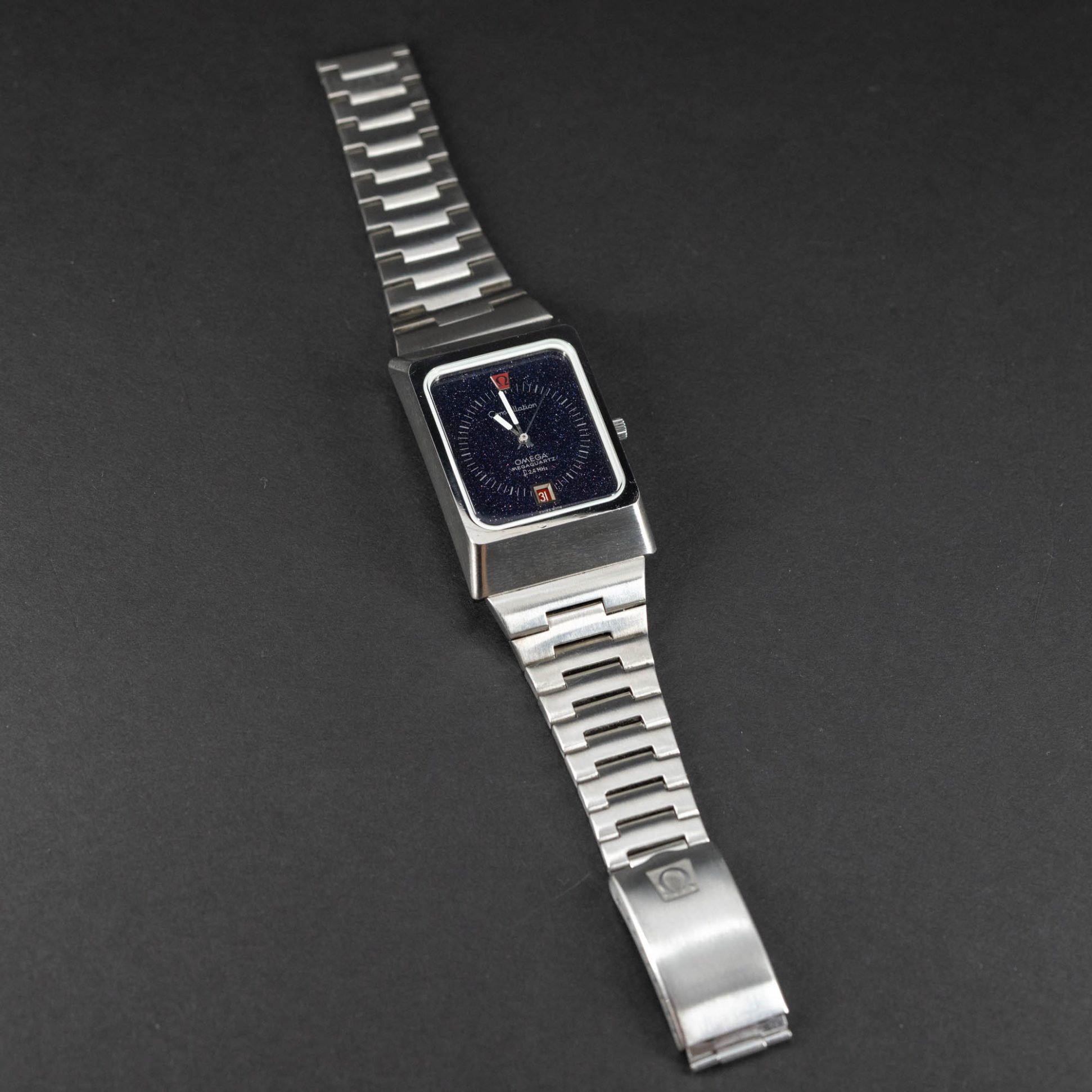 Omega_Constellation_Mega-Quarz_1972-10.jpg