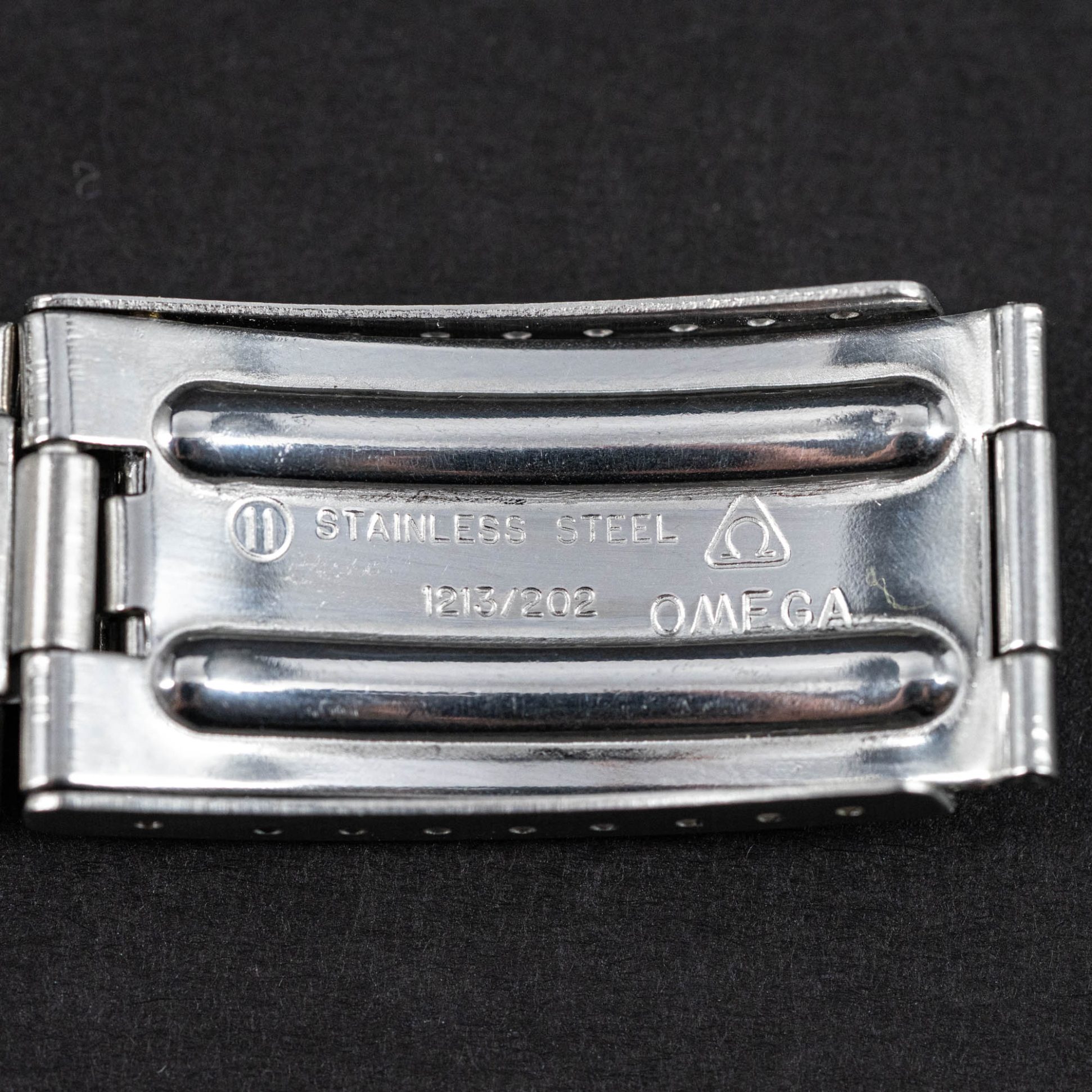 Omega_Constellation_Mega-Quarz_1972-11.jpg