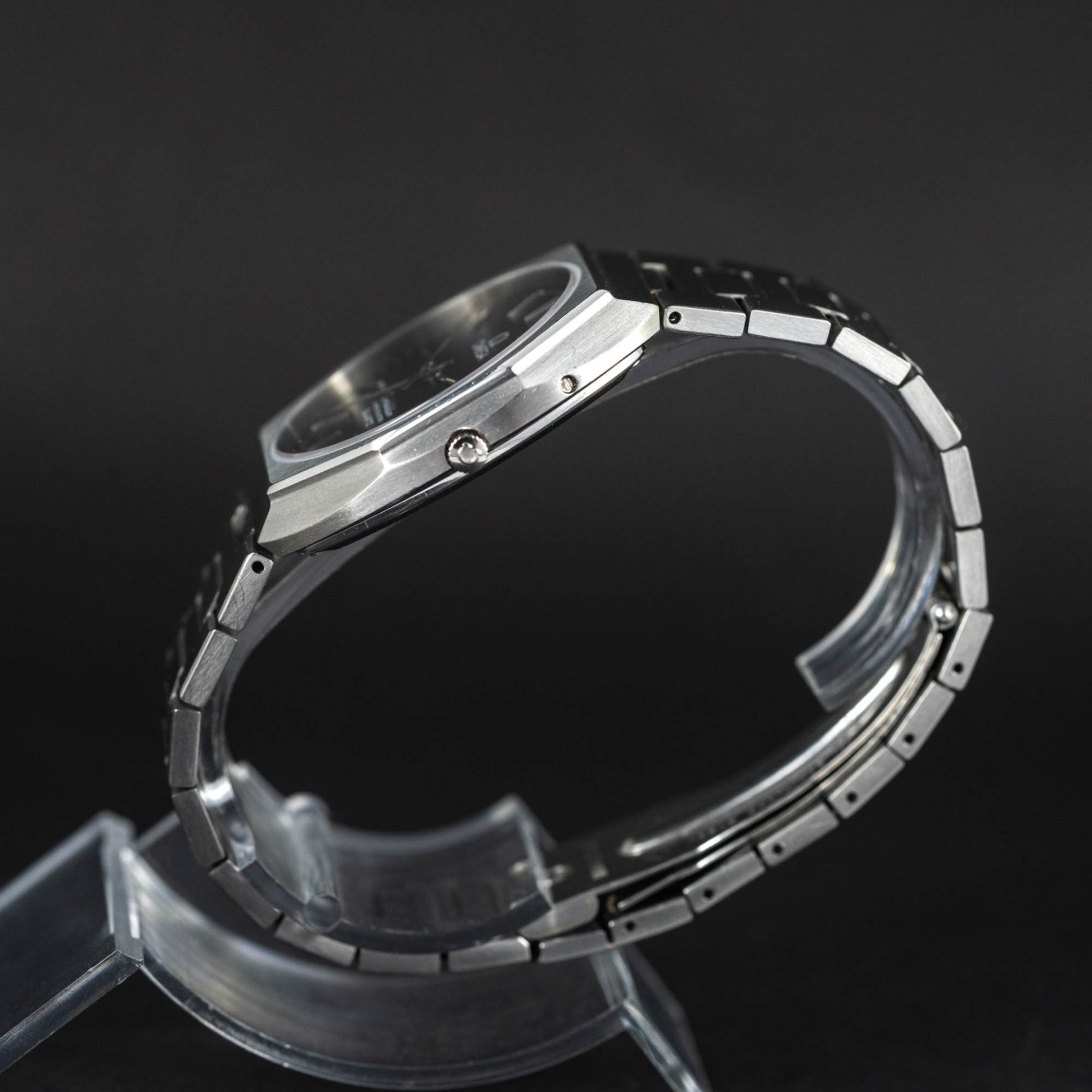 Omega_Constellation_Quarz_1978-3.jpg