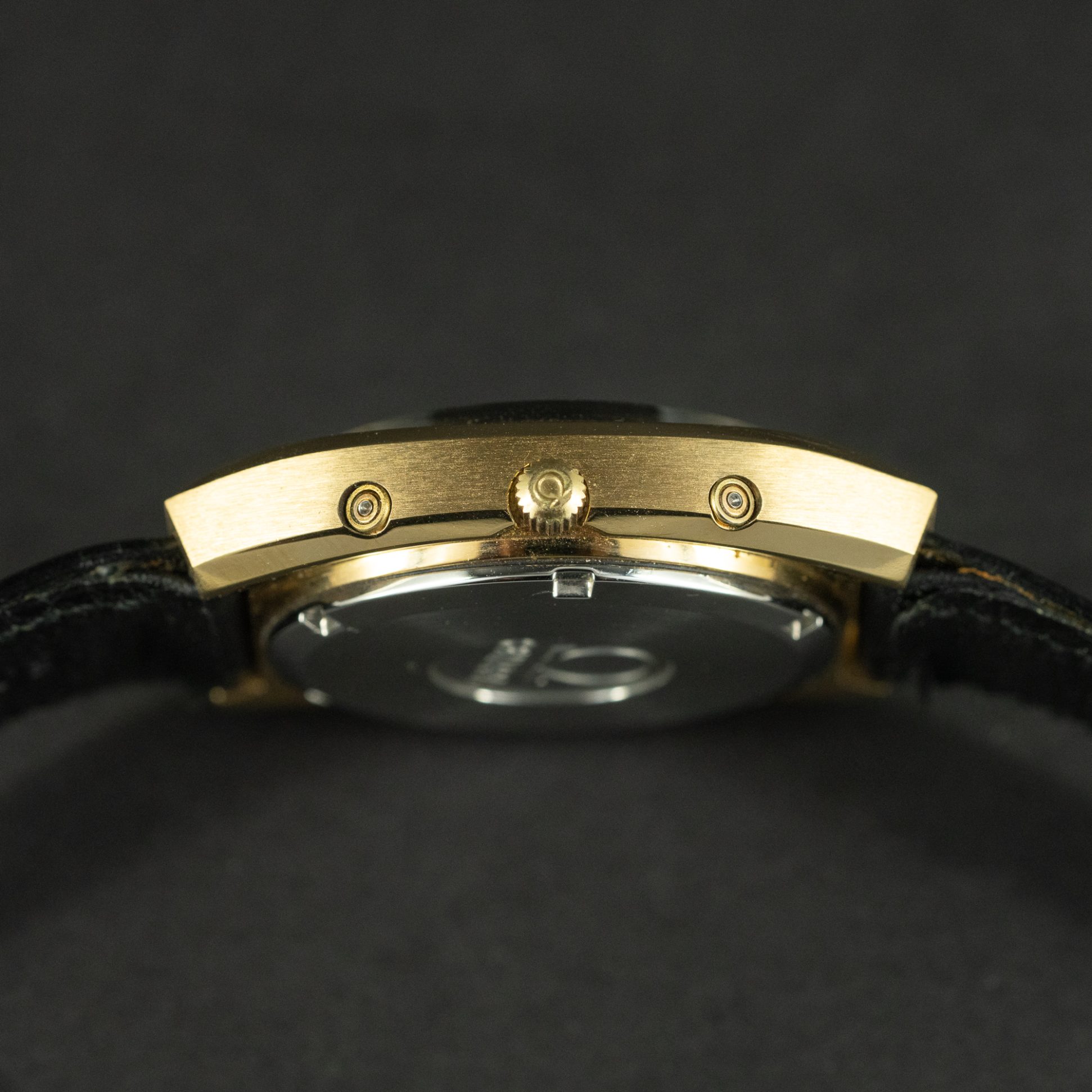 Omega_Geneve_Megaquarz_NOS-3.jpg