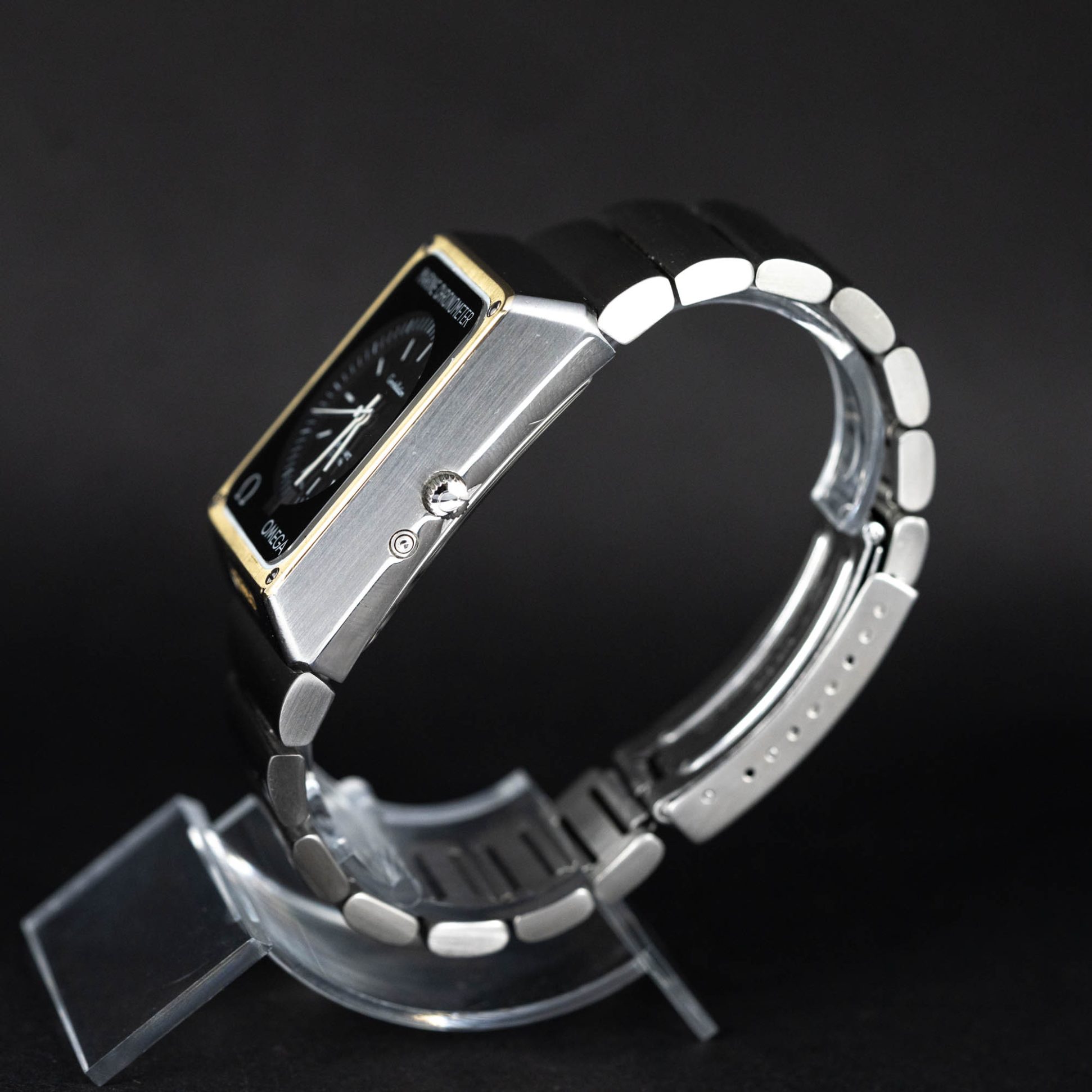 Omega_Marine_Chronometer_1516_1977-10.jpg