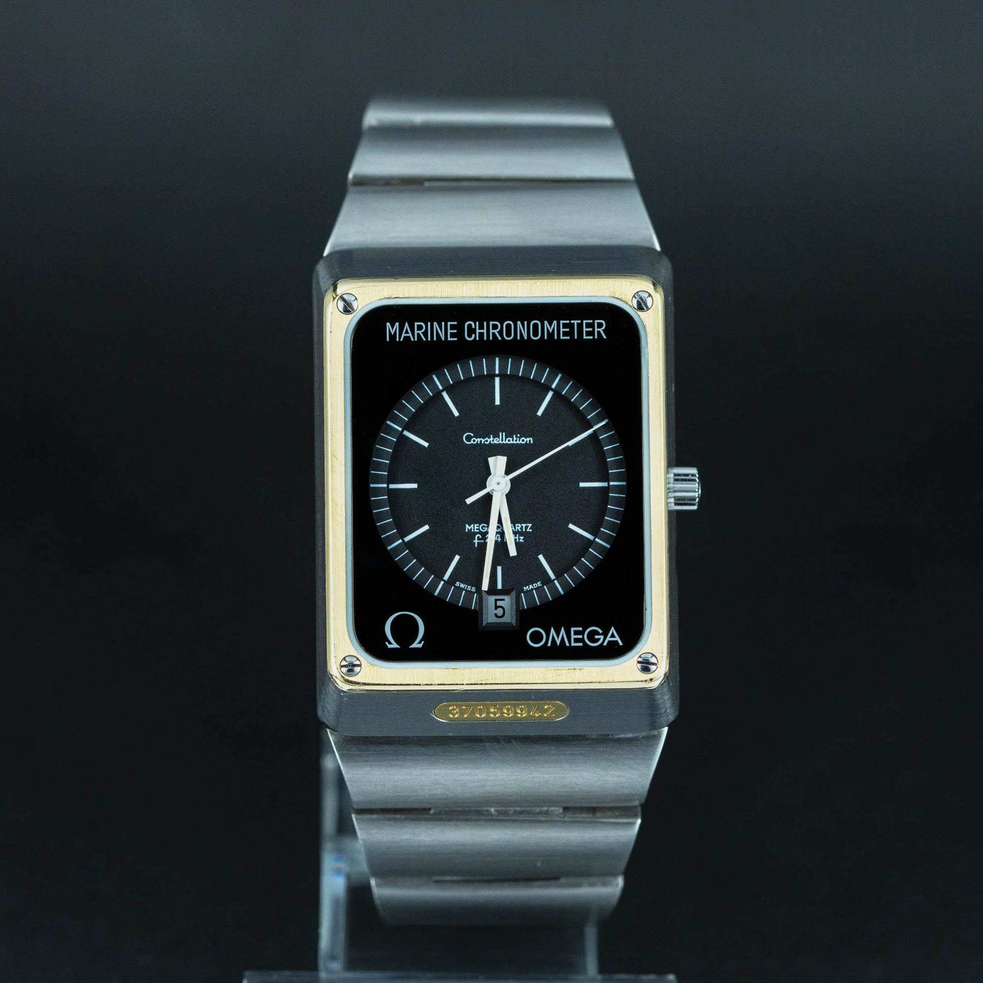 Omega_Marine_Chronometer_1516_1977-8-2.jpg