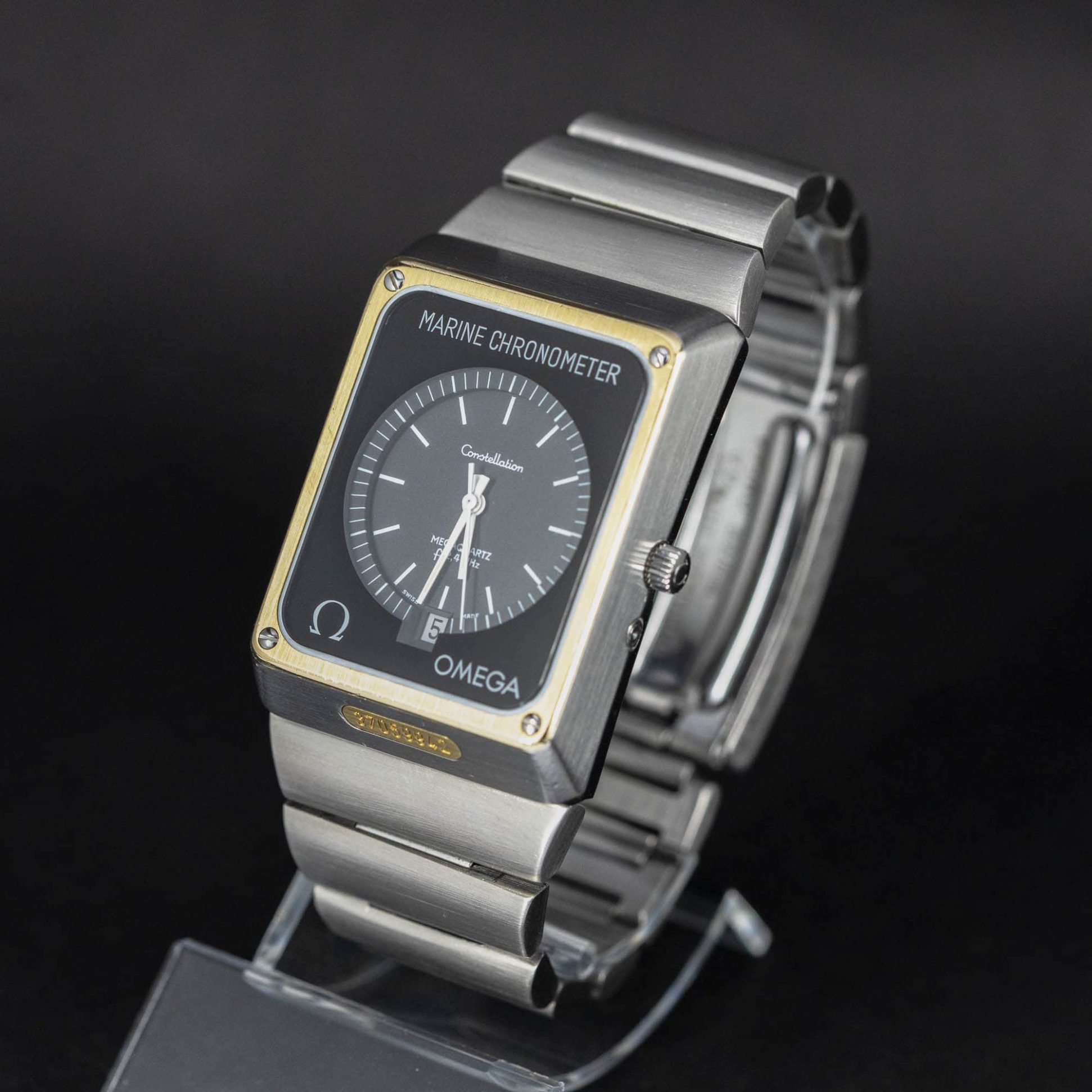 Omega_Marine_Chronometer_1516_1977-9-2.jpg