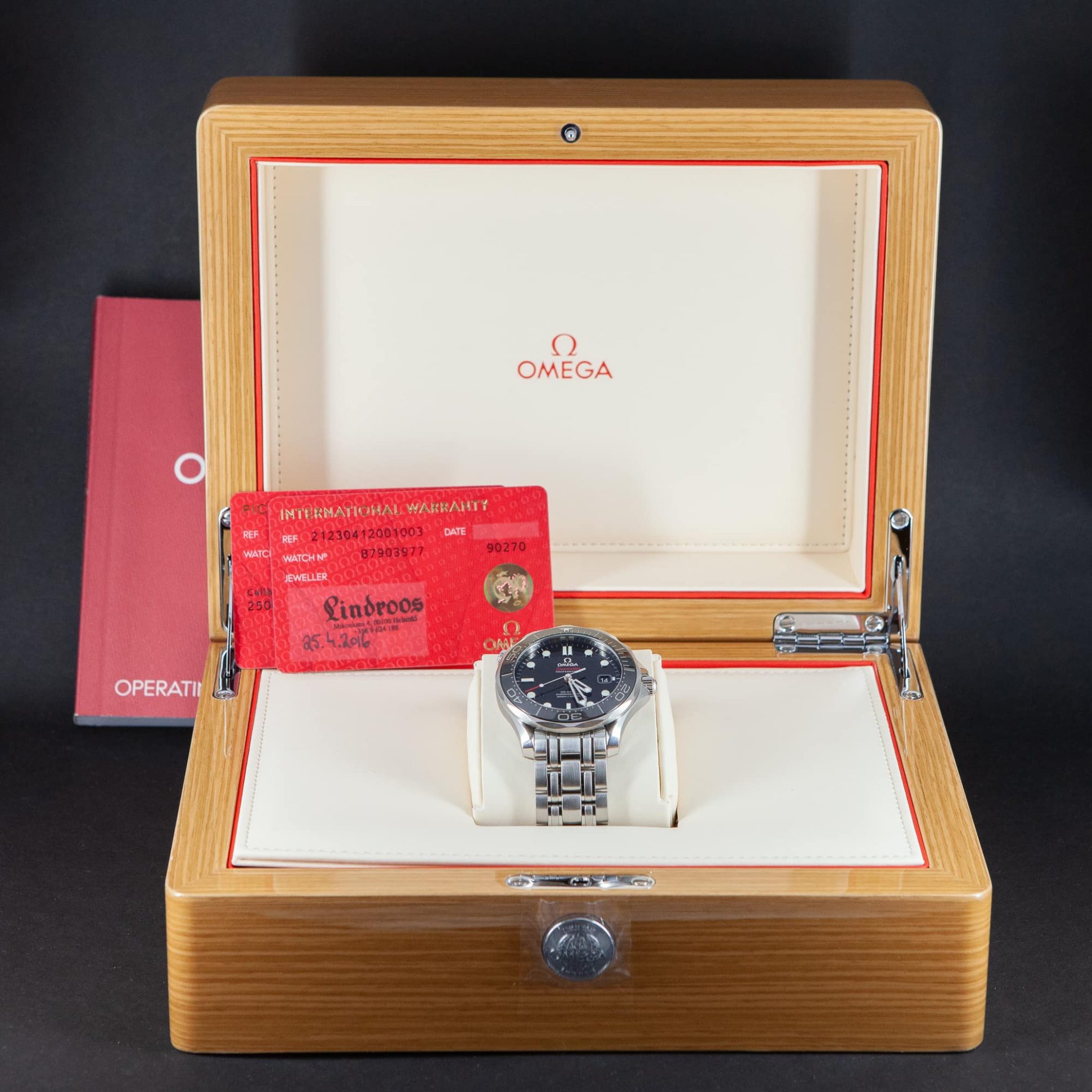 Omega_SM300_2016-1.jpg