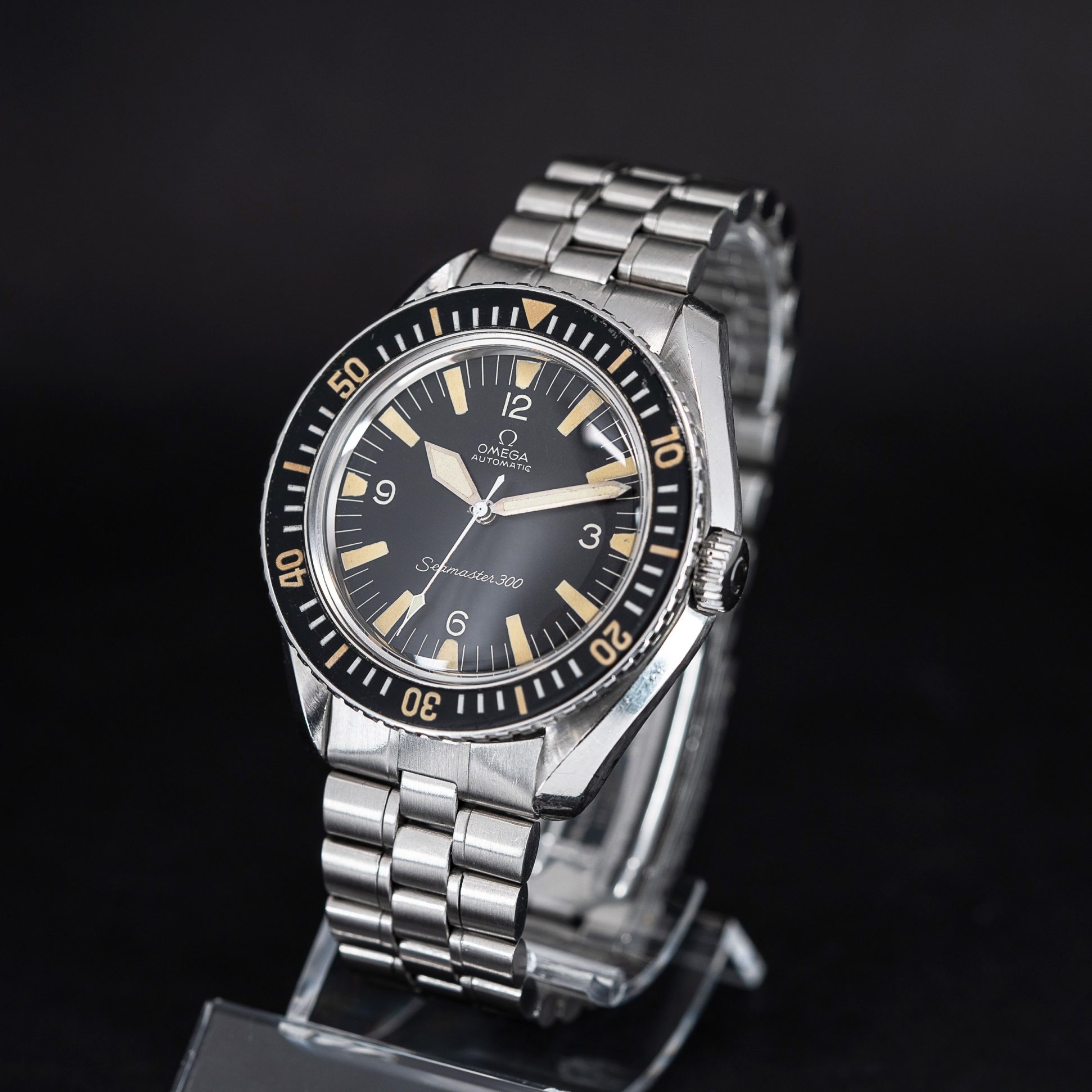 Omega_Seamaster-300_165.024_1967-2.jpg