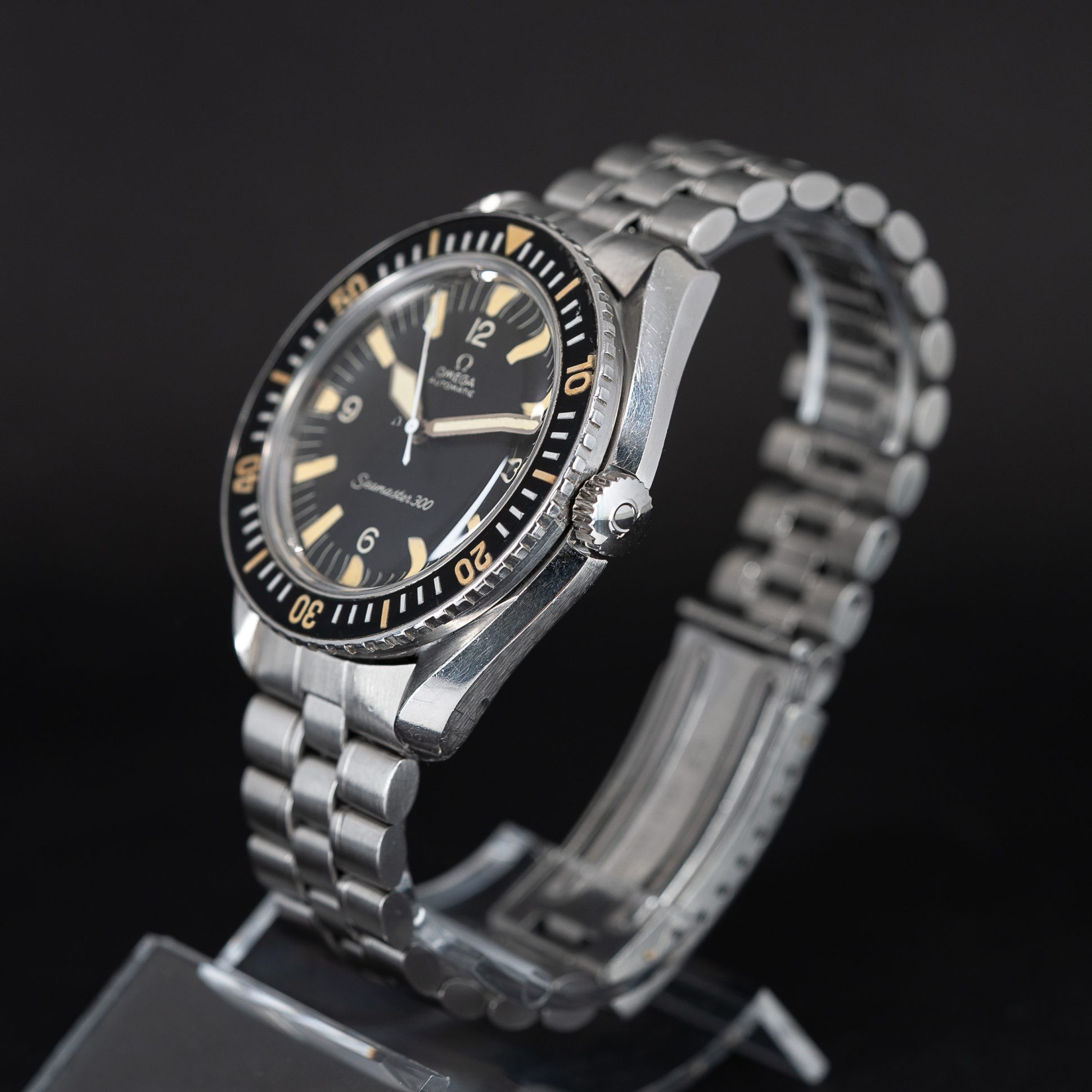 Omega_Seamaster-300_165.024_1967-3.jpg