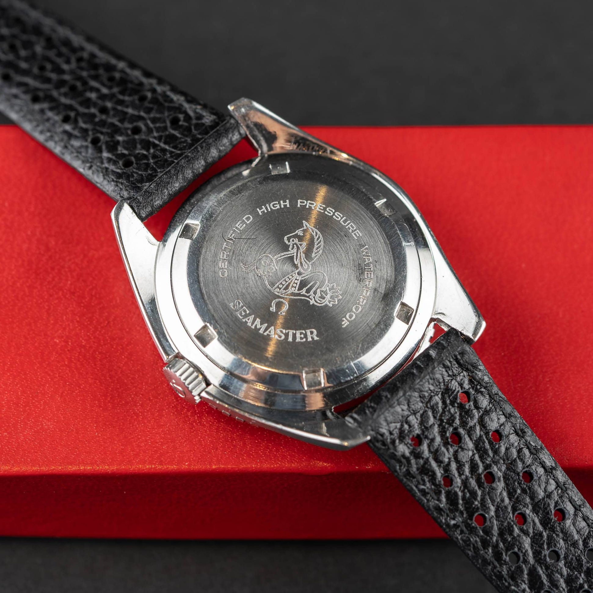 Omega_Seamaster-300_165.024_1968-2.jpg