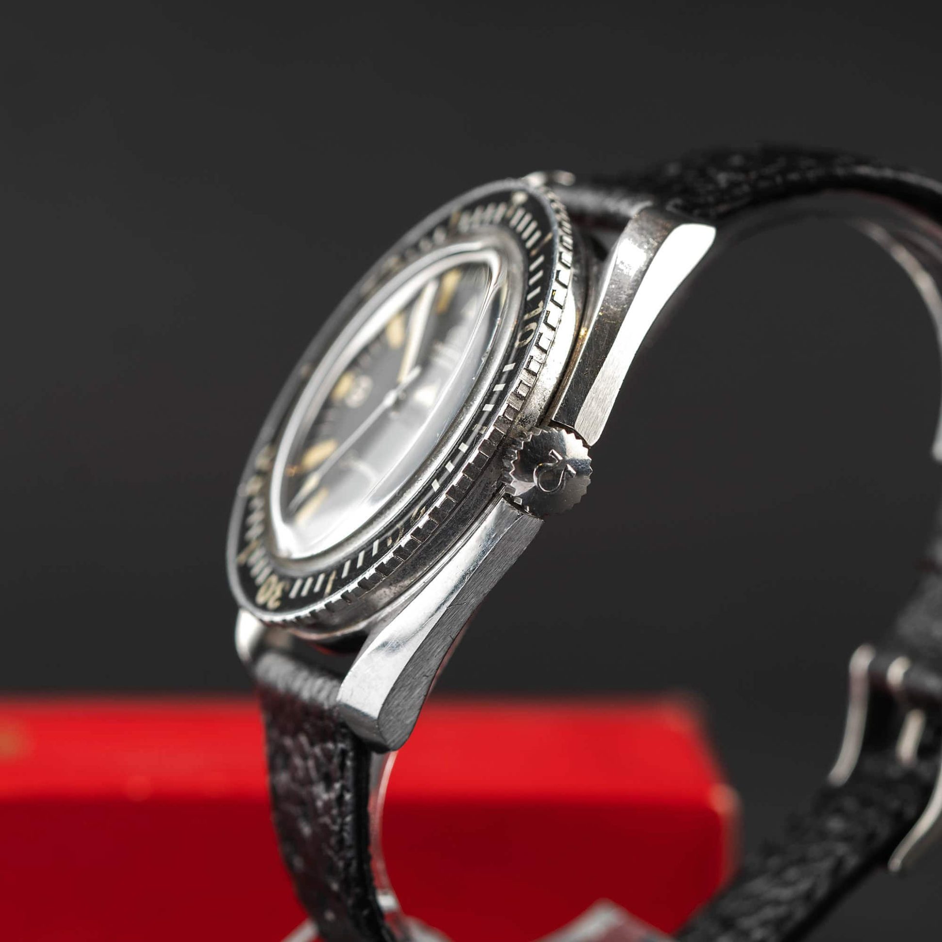 Omega_Seamaster-300_165.024_1968-5.jpg
