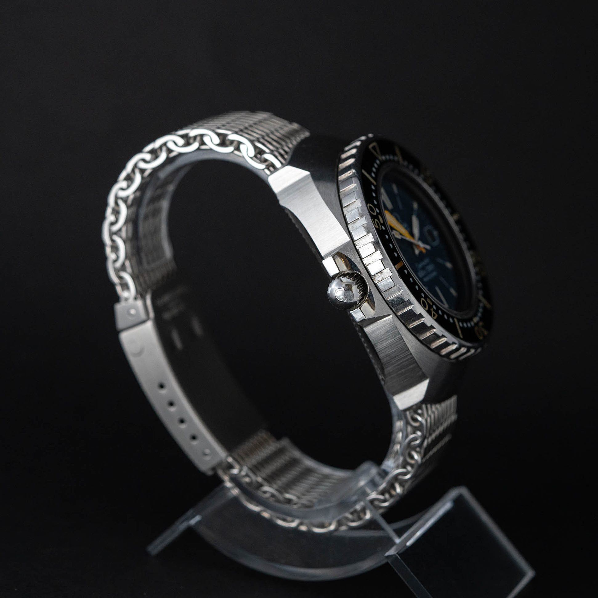 Omega_Seamaster_1000-4.jpg