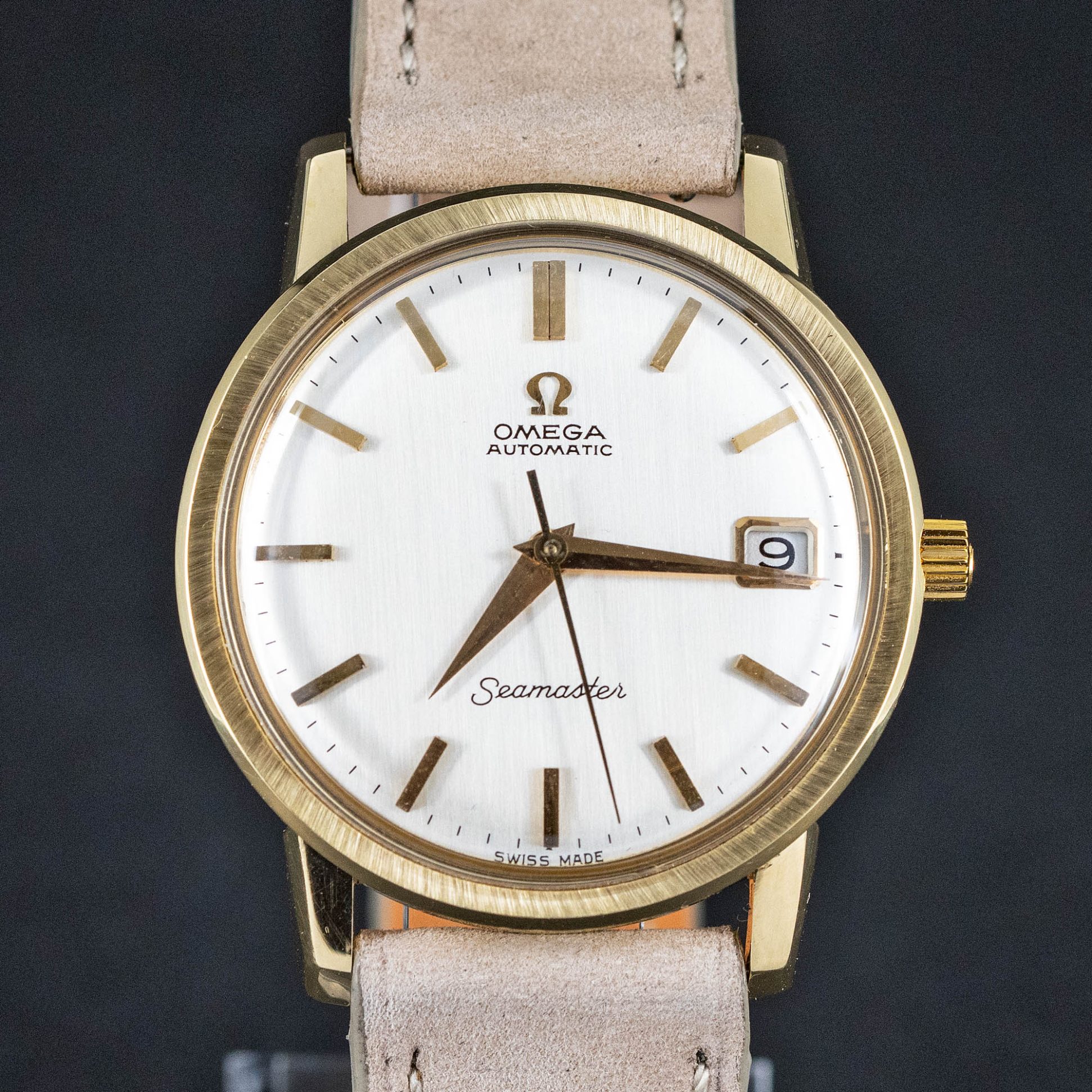 Omega_Seamaster_18k_1967-6.jpg