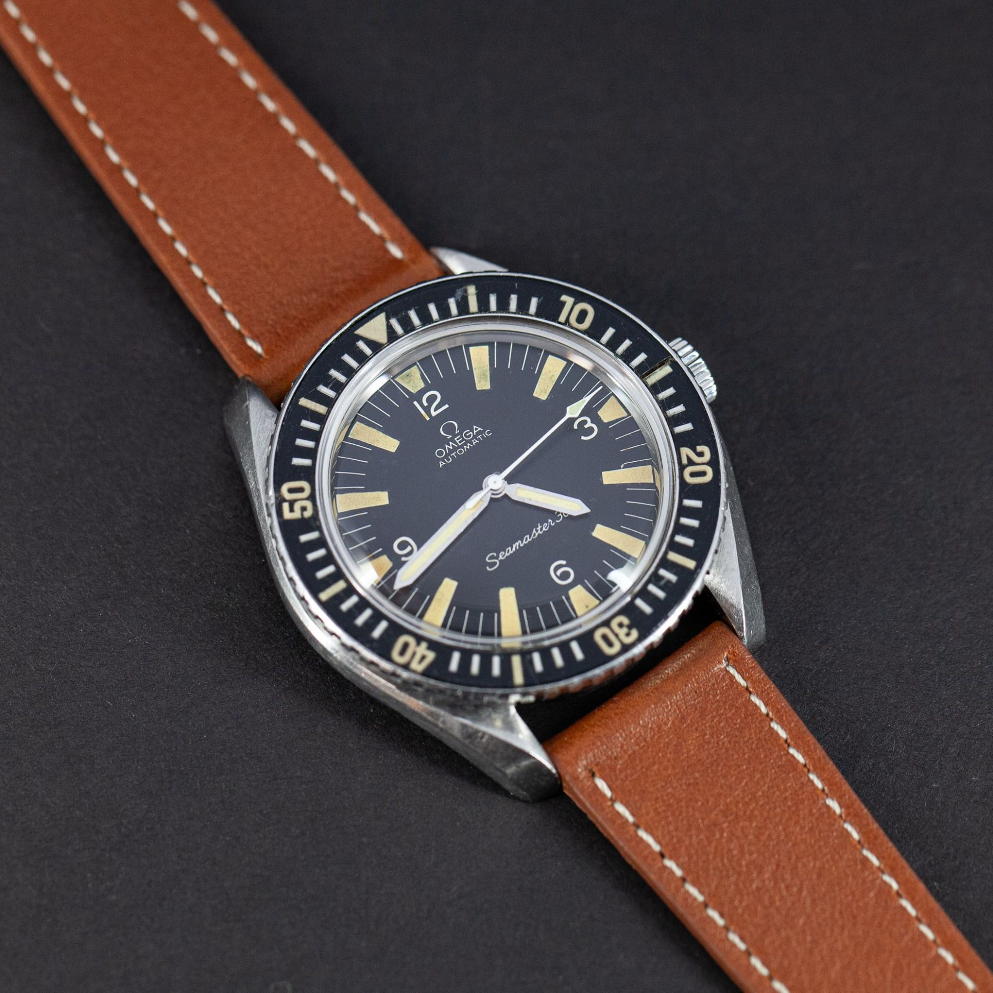 Omega_Seamaster_300_oranssi-4.jpg