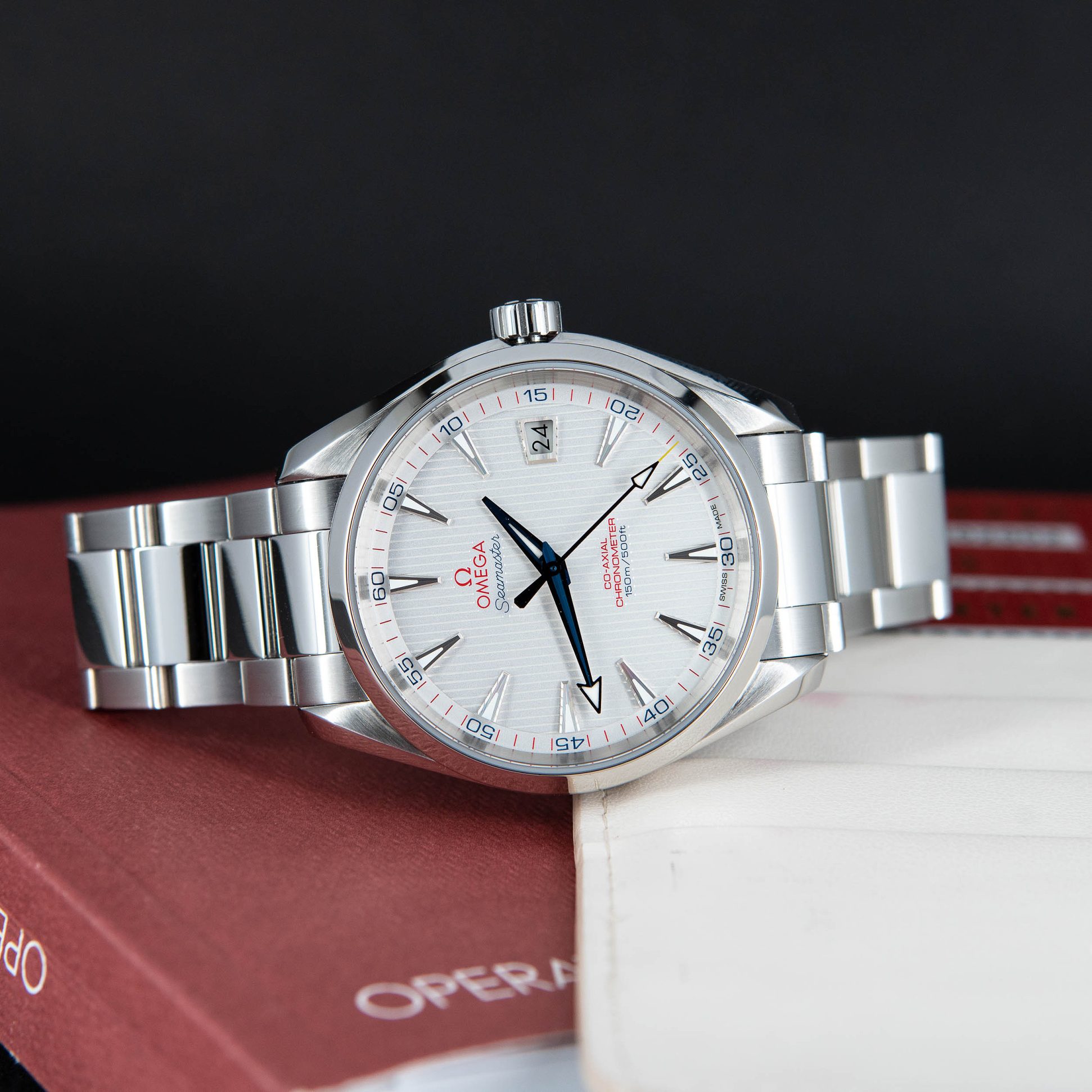 Omega_Seamaster_Aqua-Terra-3.jpg
