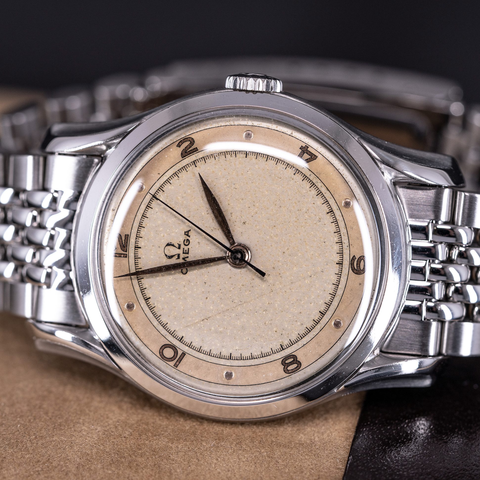 Omega_Sector-Dial_2487_1947-2-1.jpg