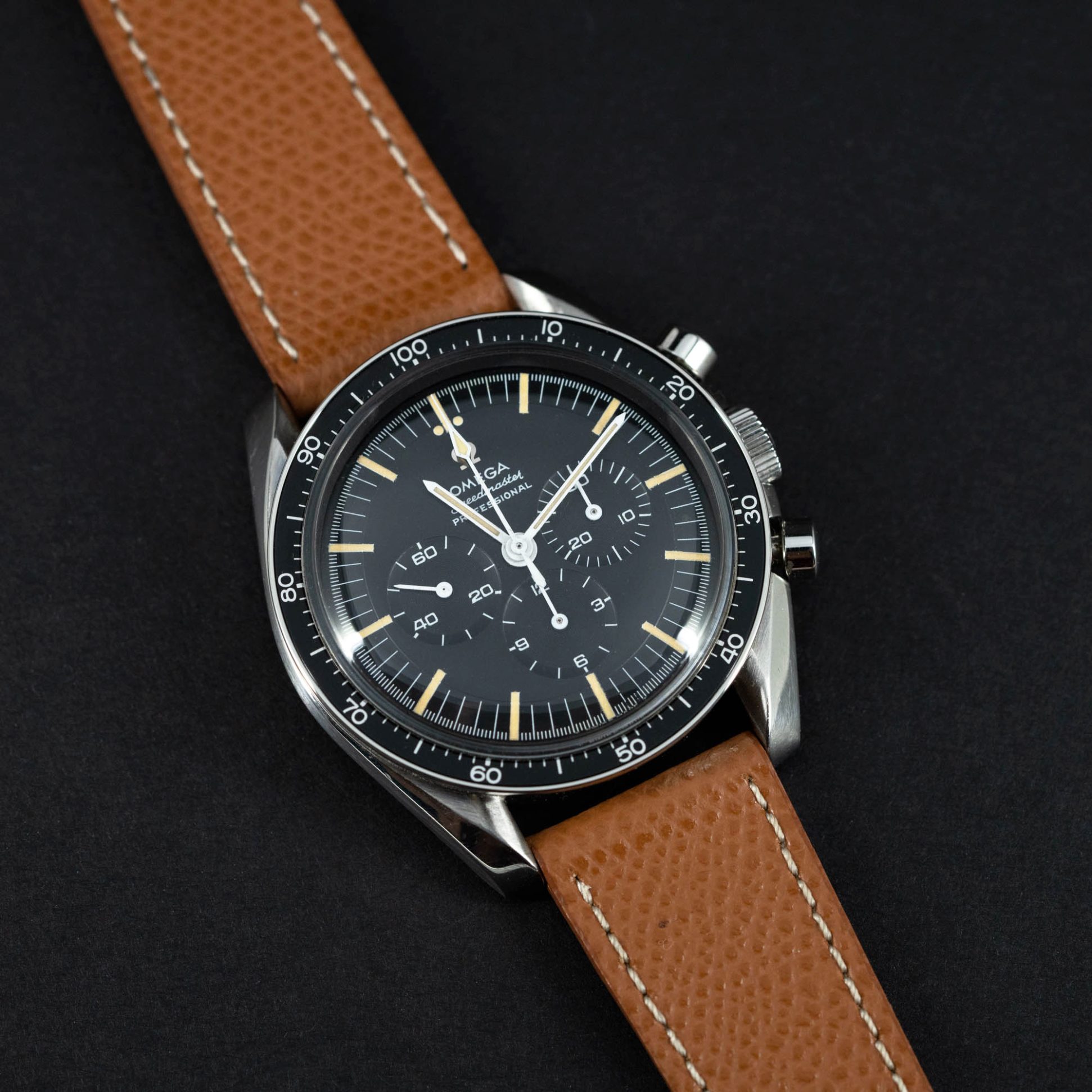 Omega_Speed_Pro_66_CB_Decimal-4-1.jpg