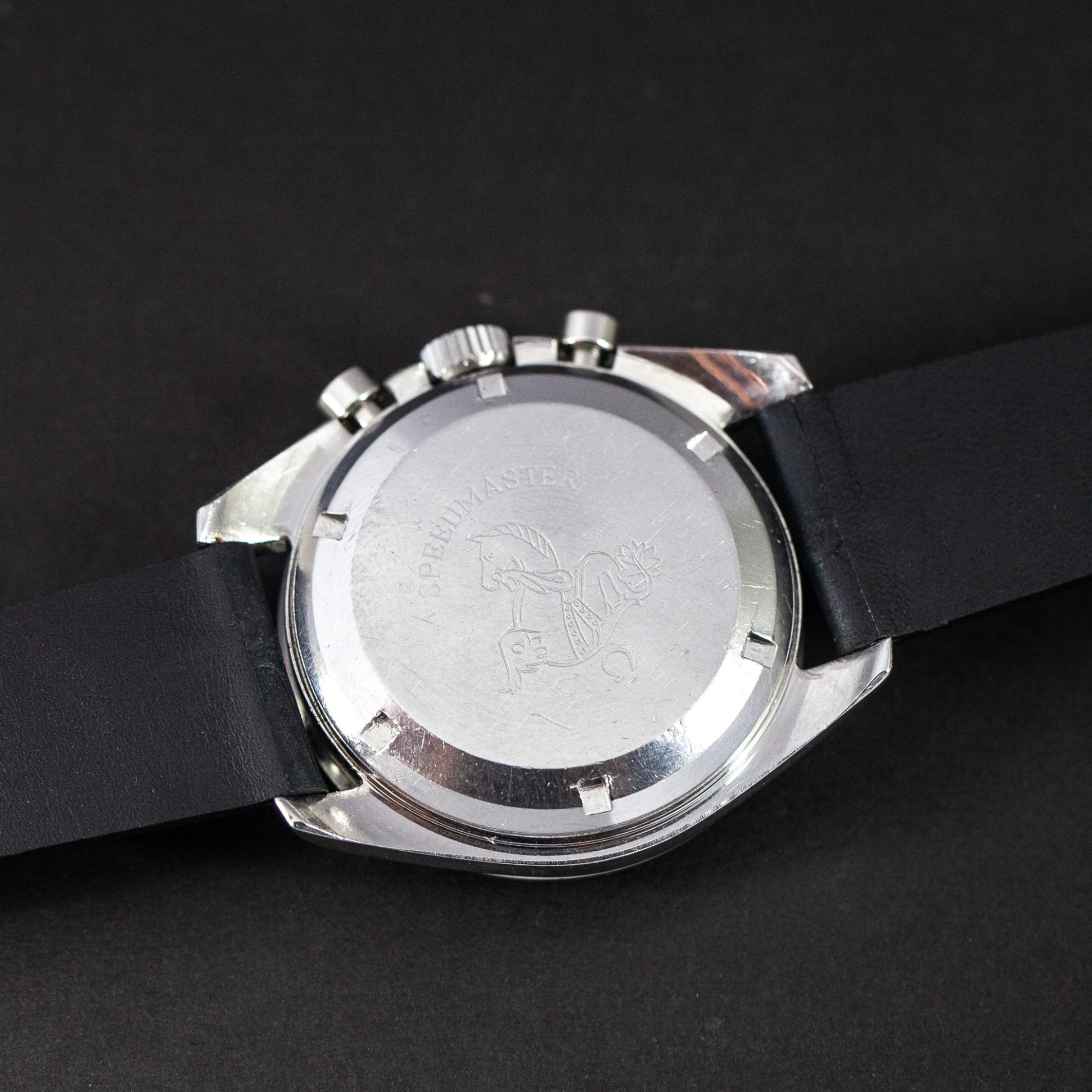 Omega_Speedmaster_105.012-65-4.jpg