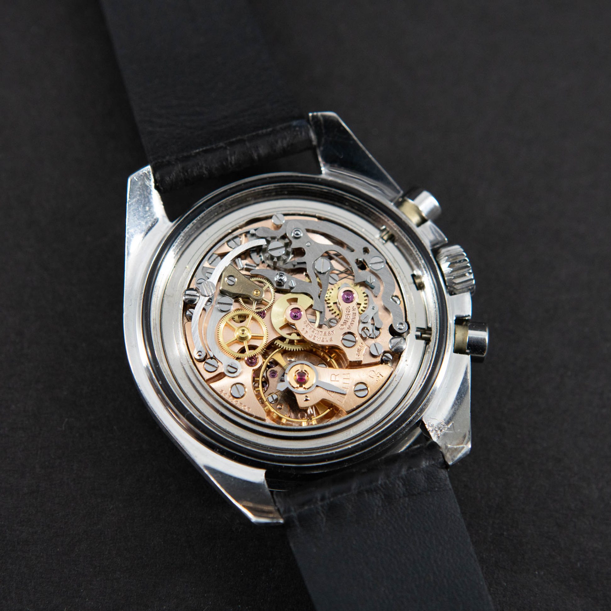 Omega_Speedmaster_105012-65-9.jpg