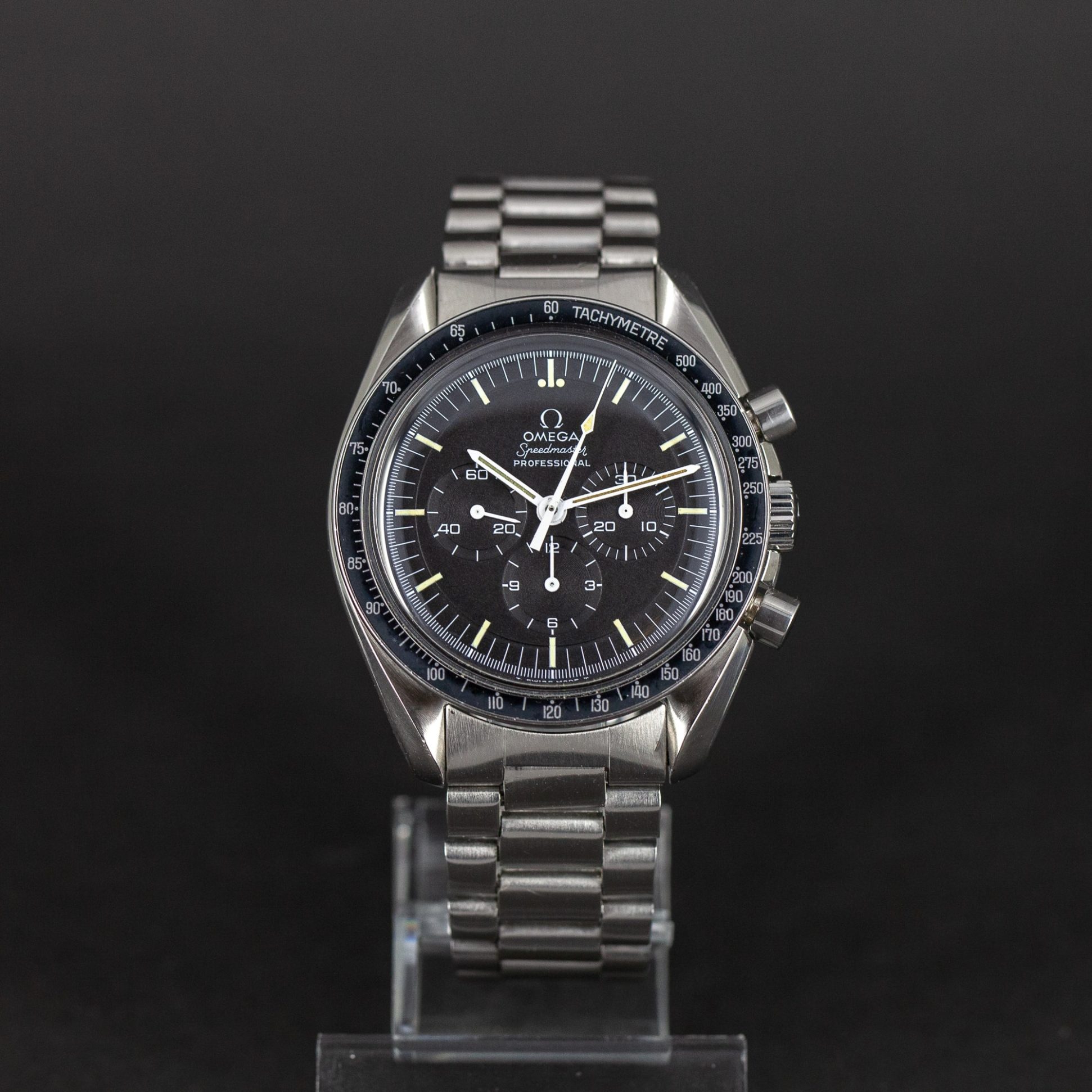 Omega_Speedmaster_1971_palkintokello-4.jpg