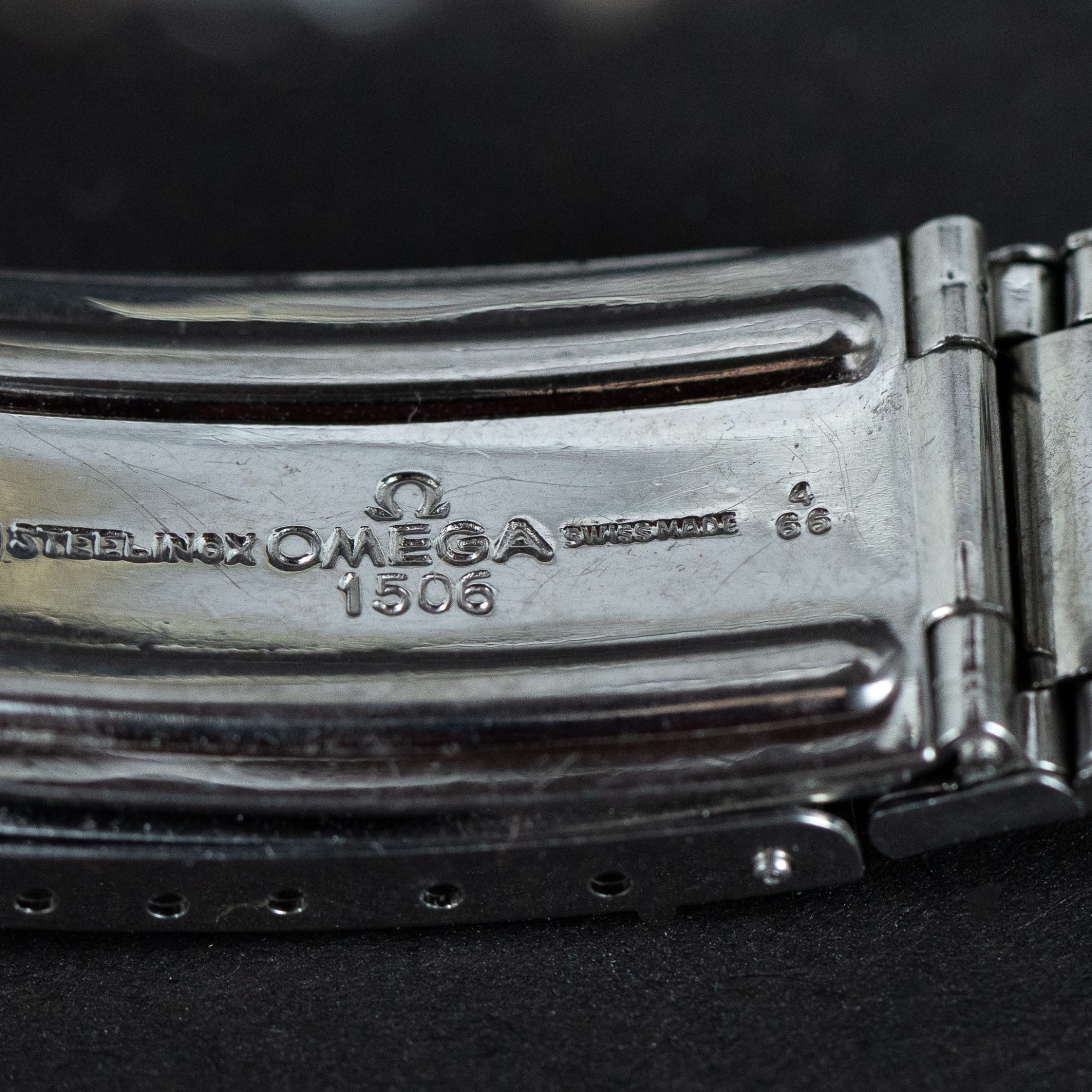 Omega_Speedmaster_65_ruskea-6.jpg