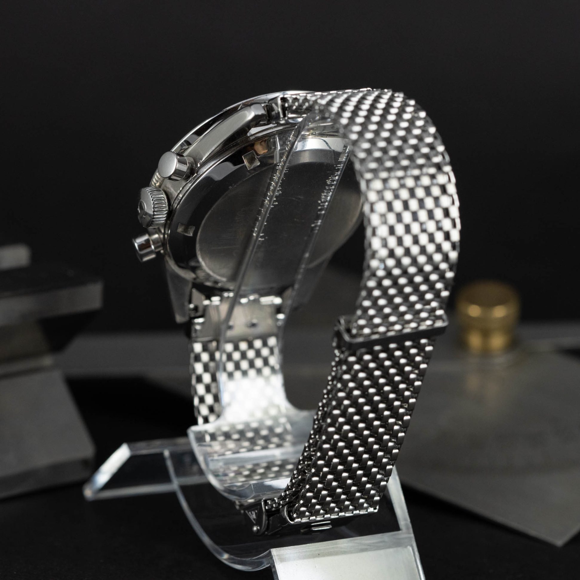 Omega_Speedmaster_Ed-White_105.003-65-4.jpg