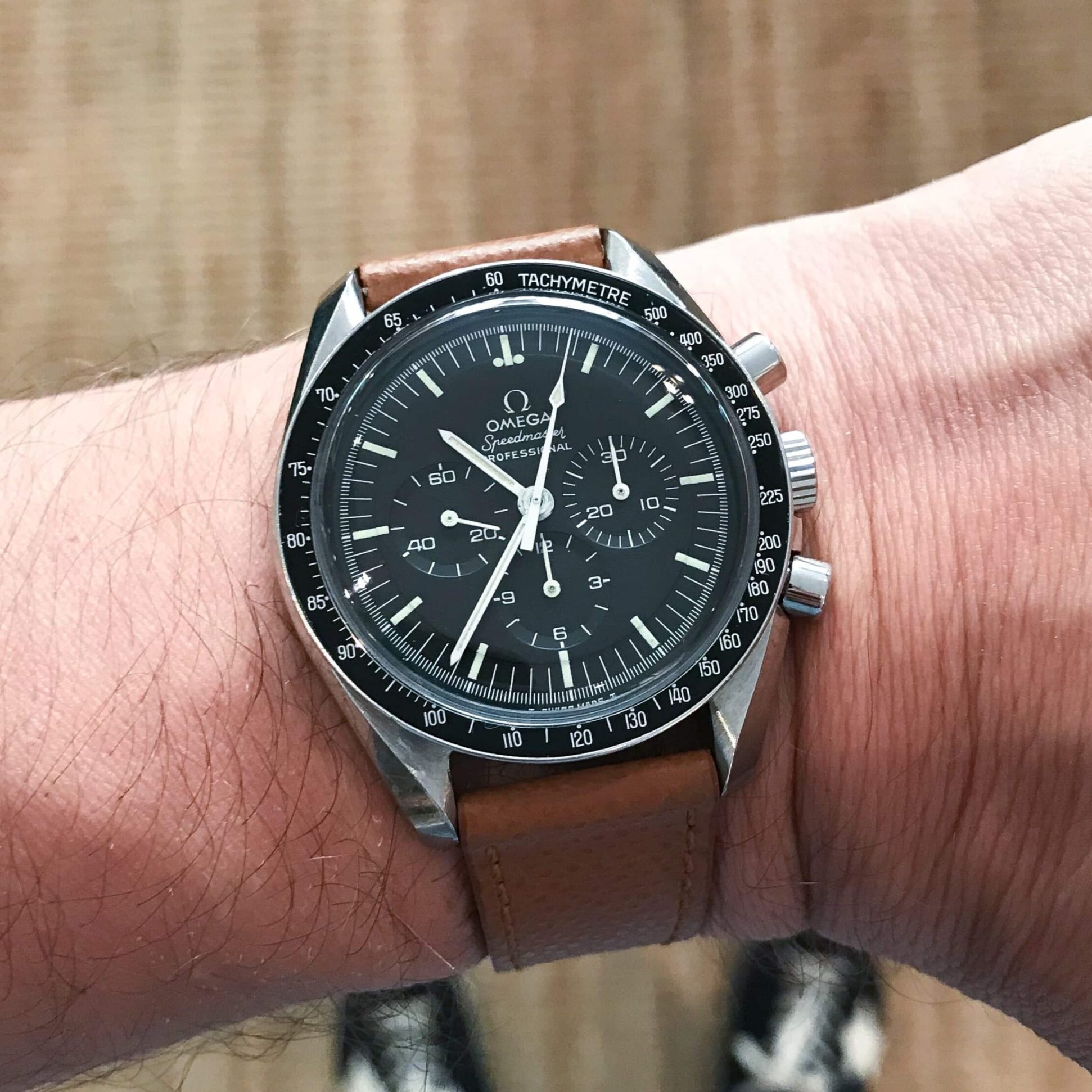 Omega_Speedmaster_Pro_1971-8.jpg