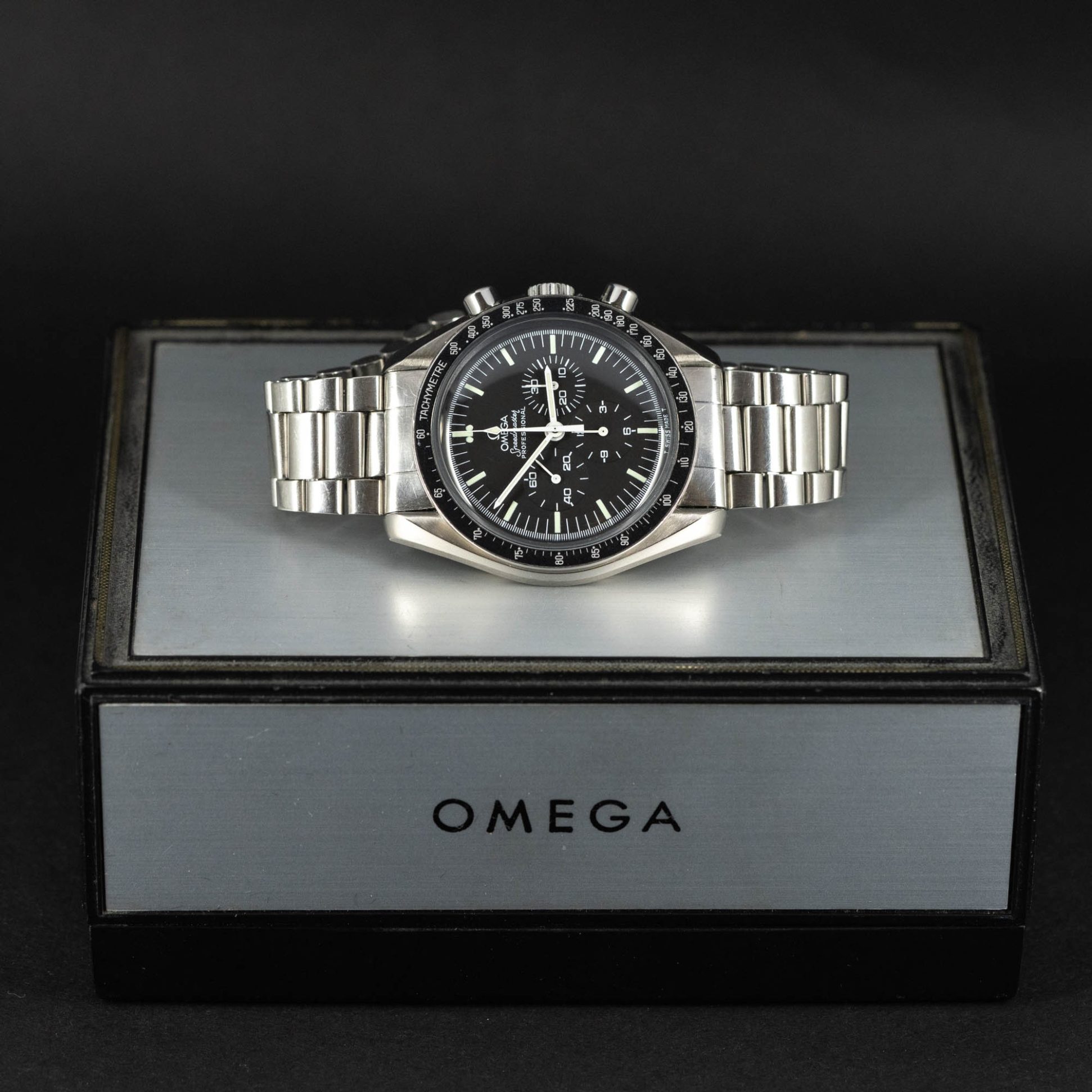 Omega_Speedmaster_Pro_1988-7.jpg