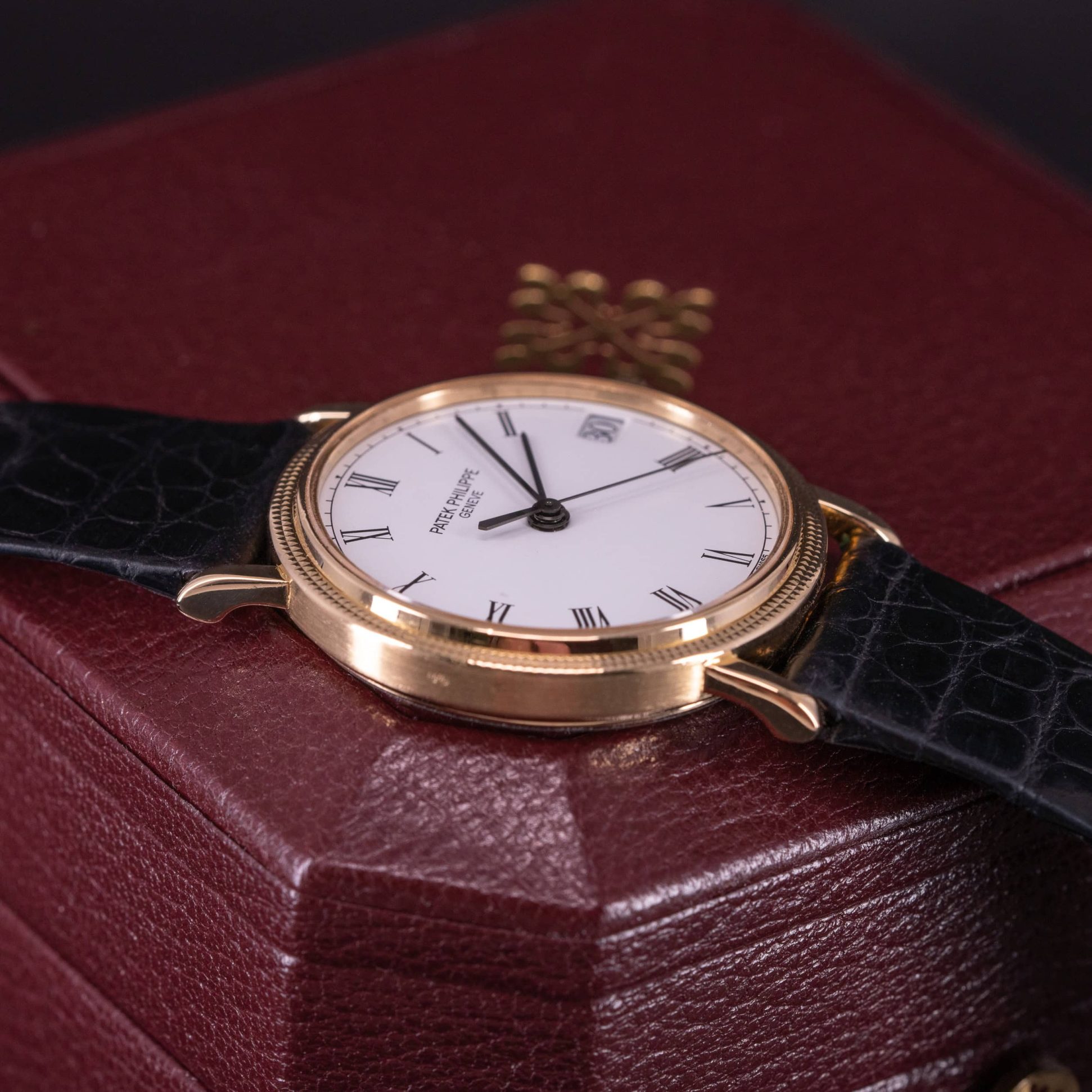 Patek-Philippe-Calatrava-3802J-11