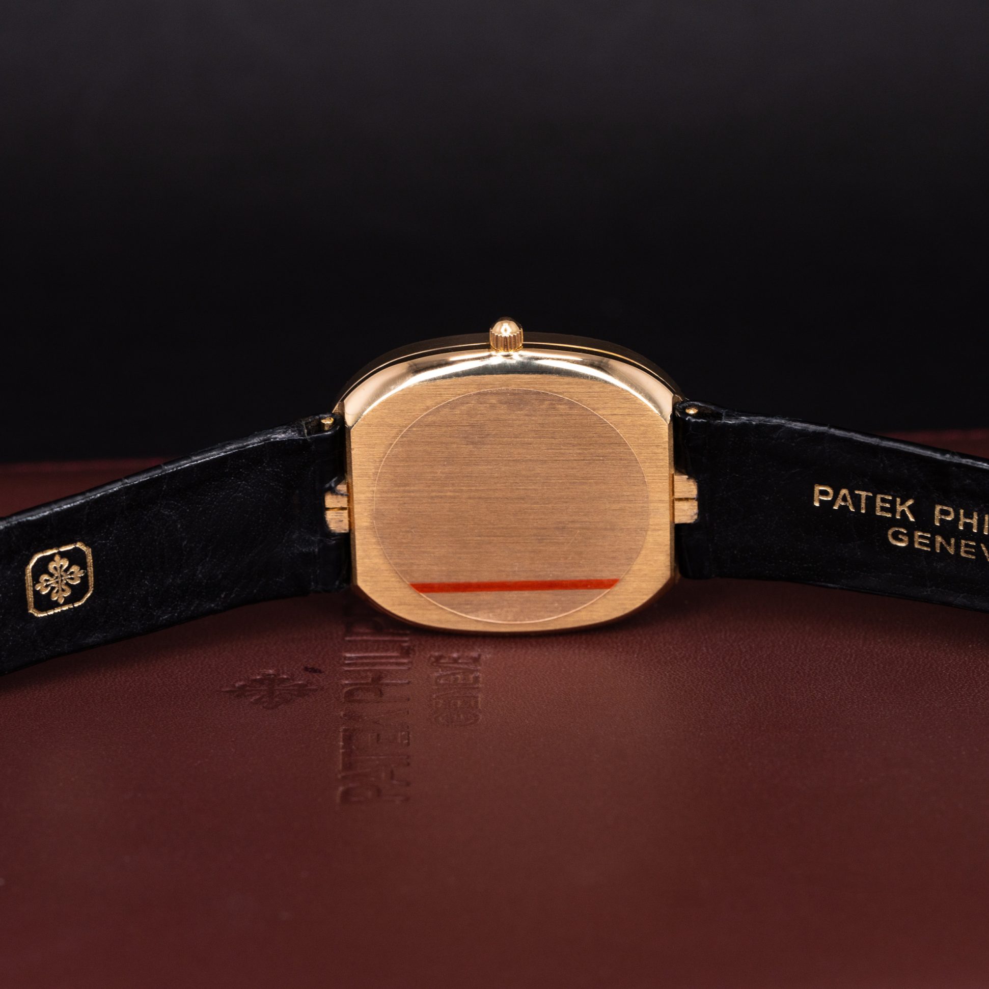 Patek-Philippe-Ellipse-3738-2000-4
