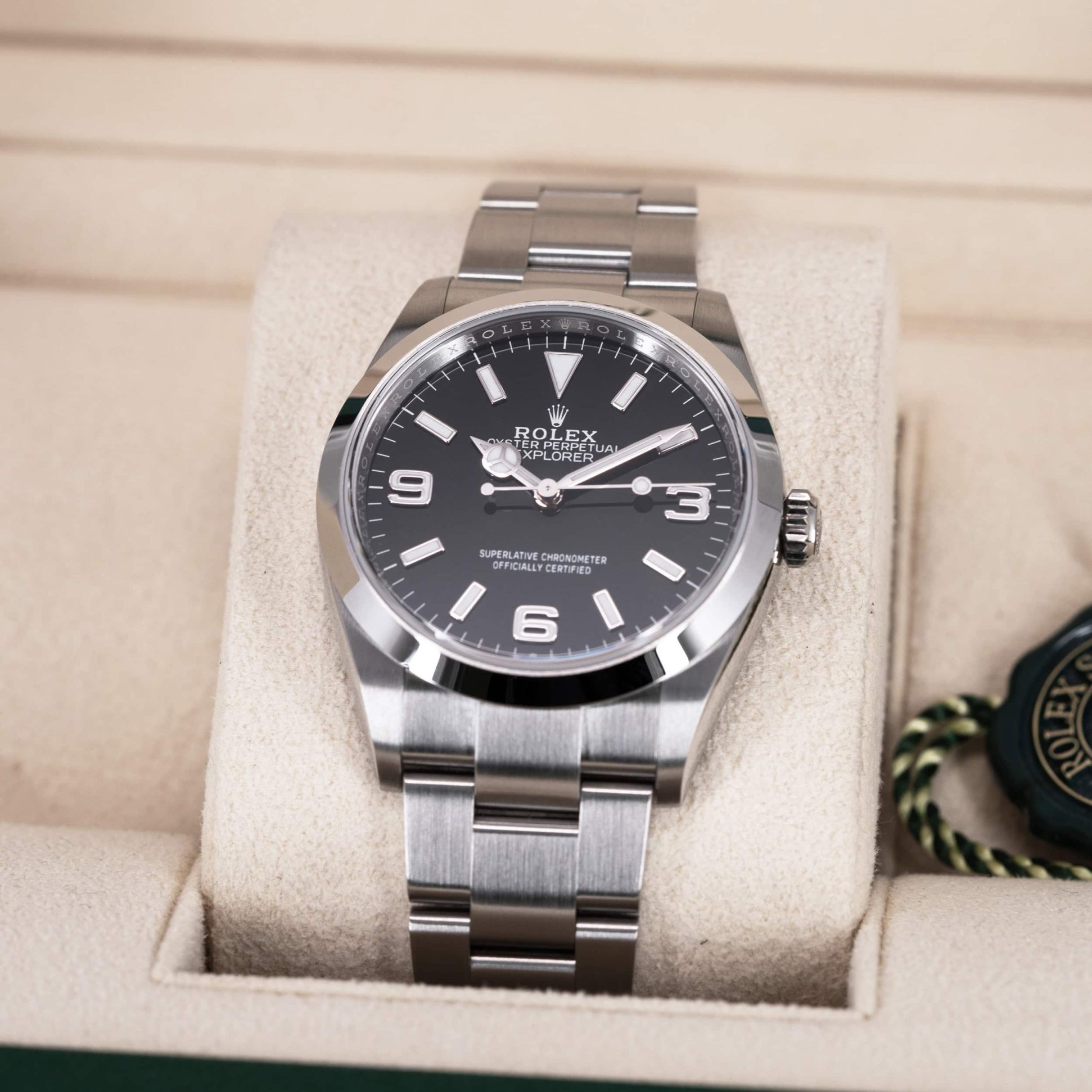 Rolex-Explorer-36-124270-2024-2-1
