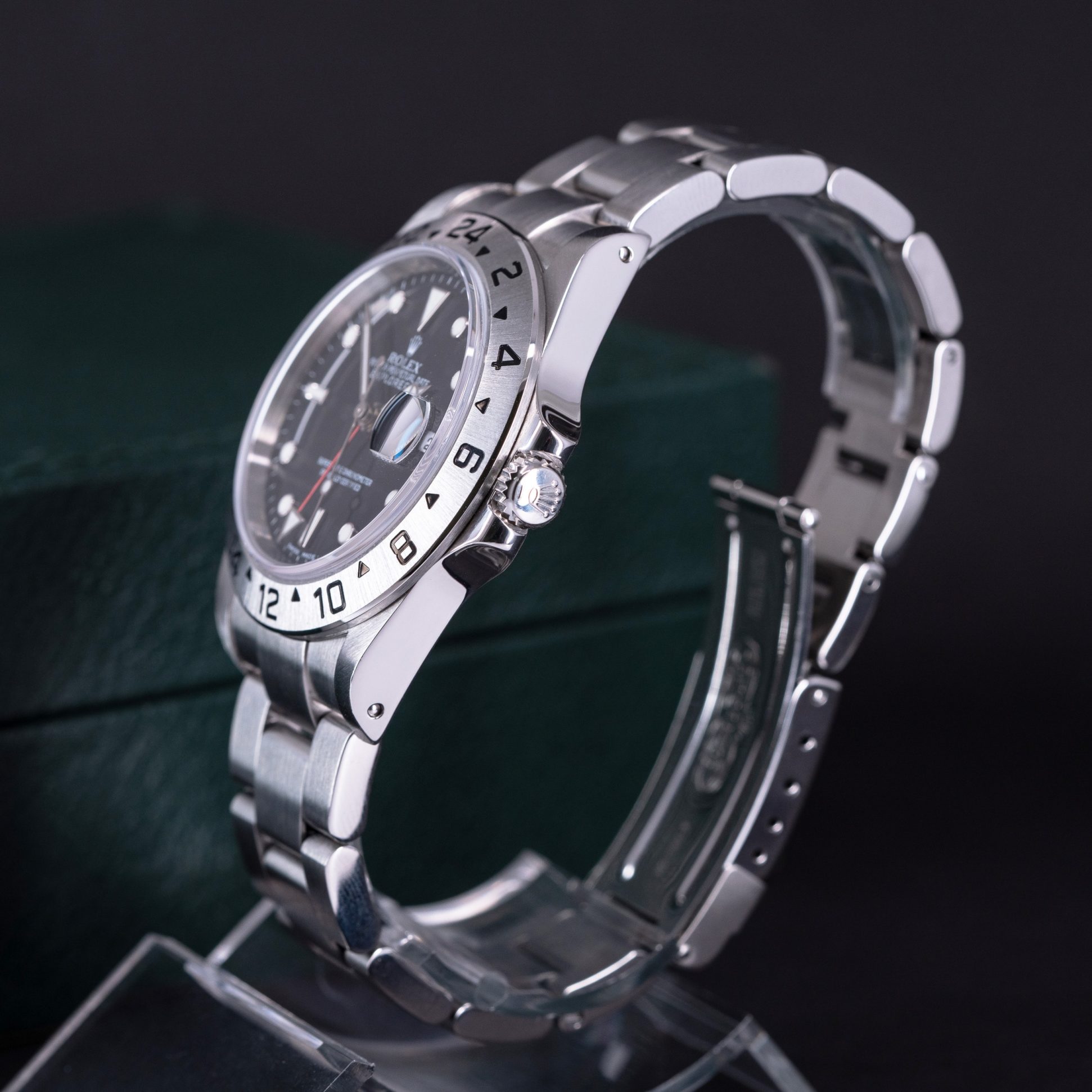 Rolex-Explorer-II-16570-2003-7.jpg