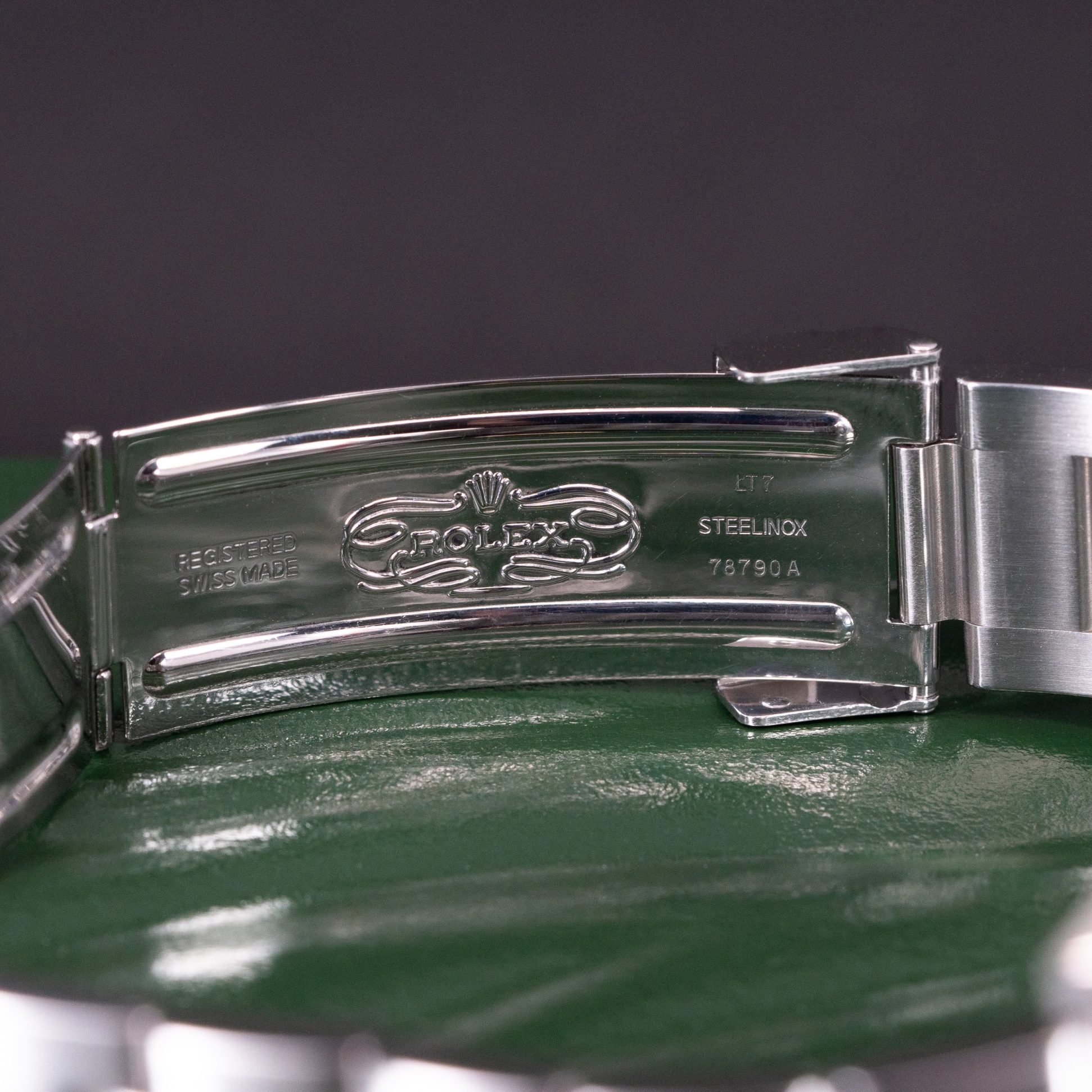 Rolex-Explorer-II-16570-2011-5
