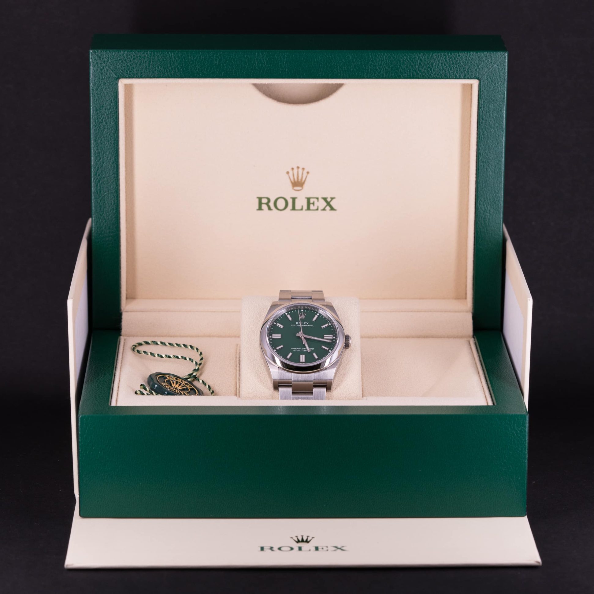 Rolex-OP-Date-126000-Green-2023.jpg