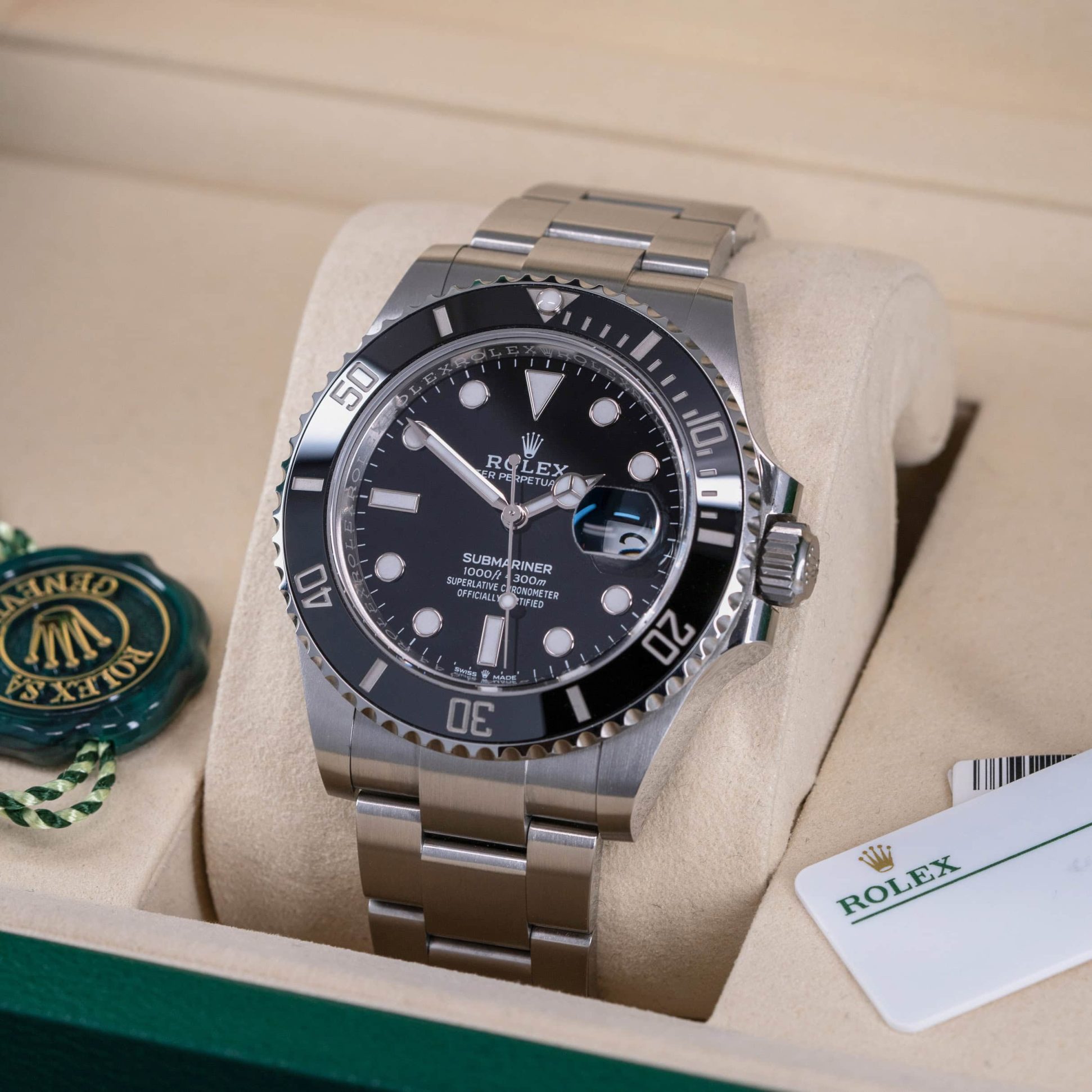 Rolex-Submariner-Date-126610LN-2025-9