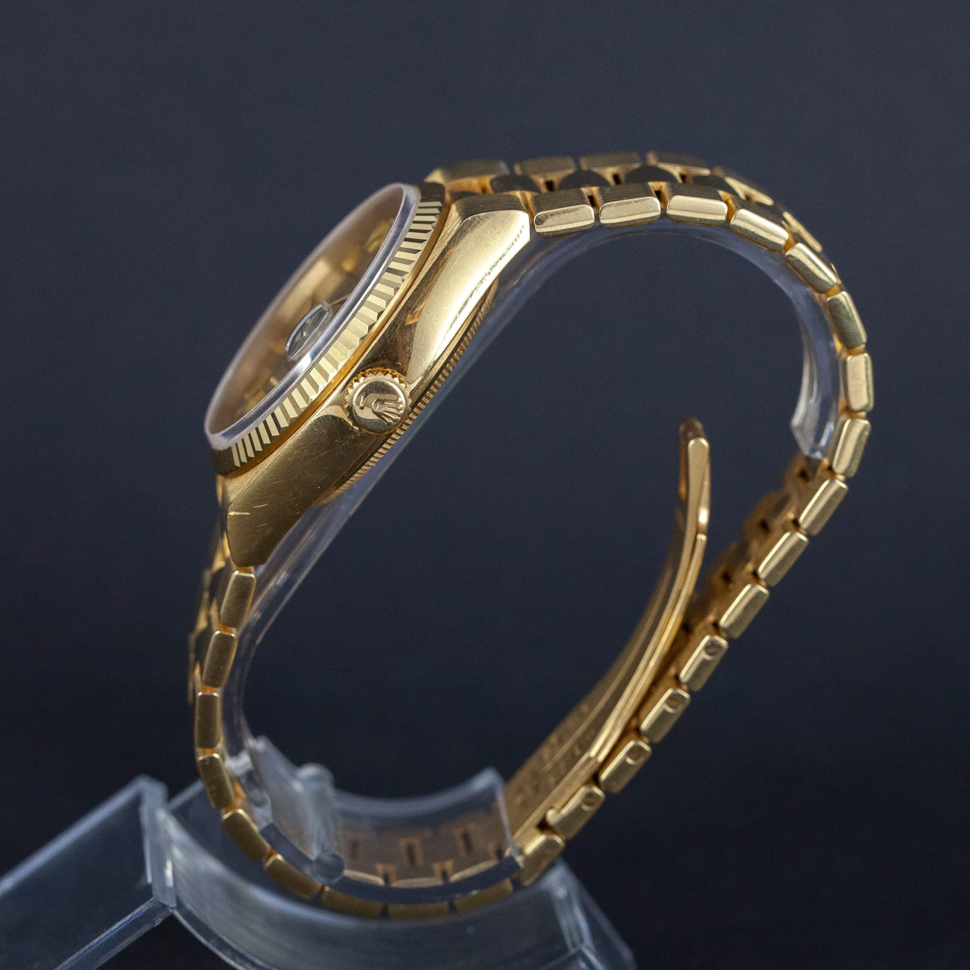Rolex_18k_Oysterquarz-5.jpg